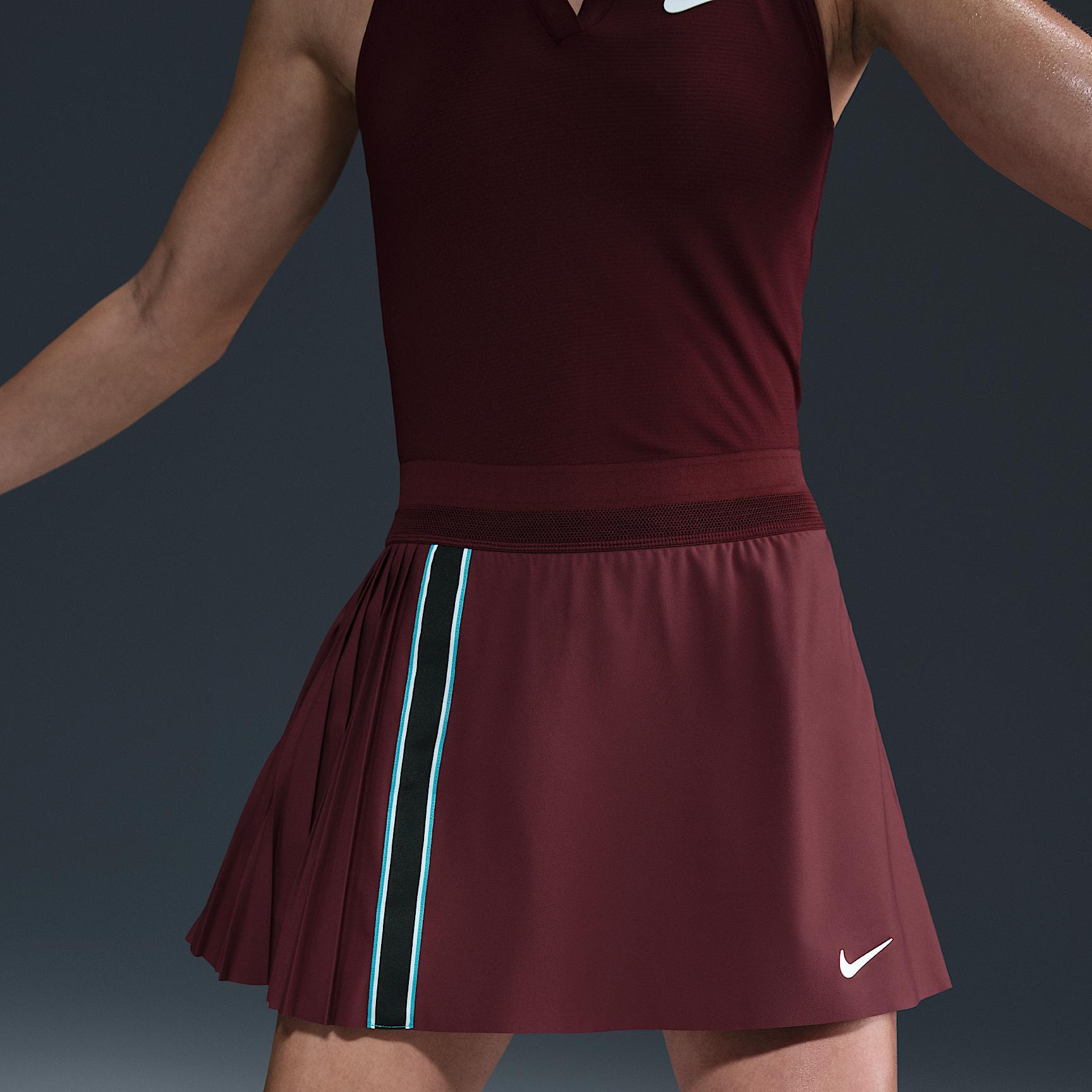 NikeCourt Slam Women's Dri-FIT Tennis Skirt Product Image