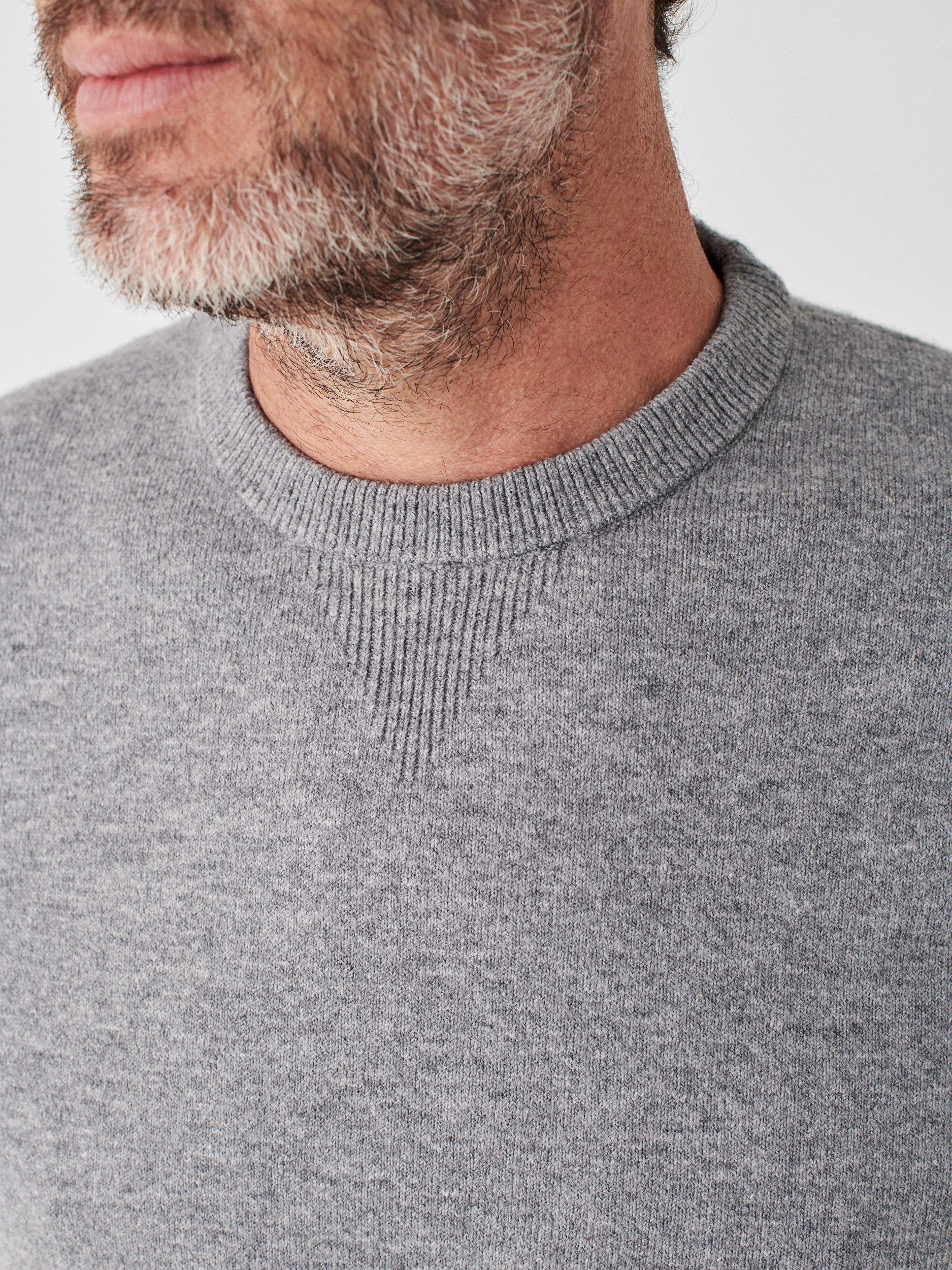 Mountain Crew Sweater - Light Grey Heather Male Product Image