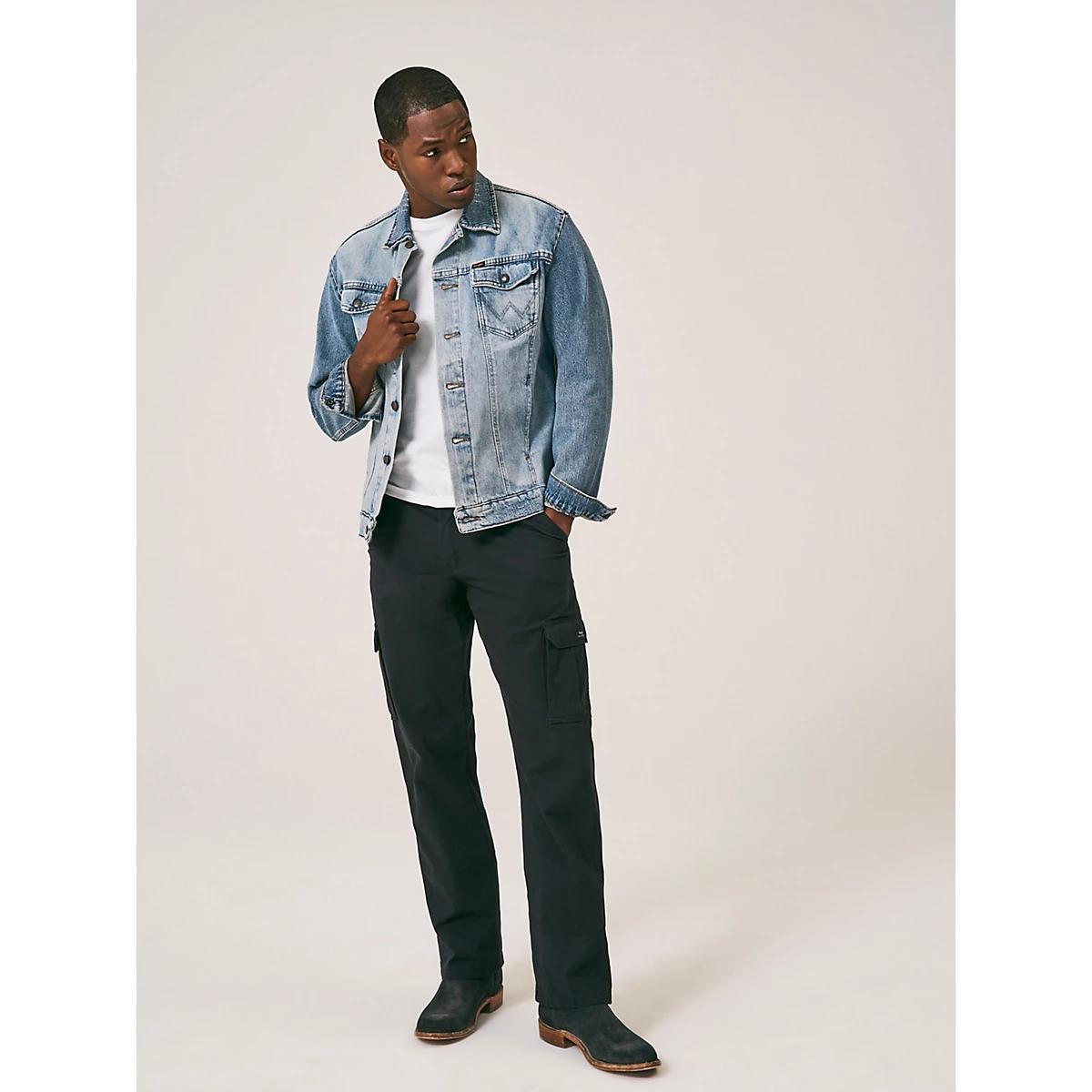 Wrangler® Men's Five Star Premium Relaxed Fit Flex Cargo Pant in Anthracite Product Image