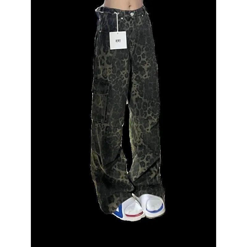 Low Waist Leopard Print Wide Leg Cargo Pants Product Image