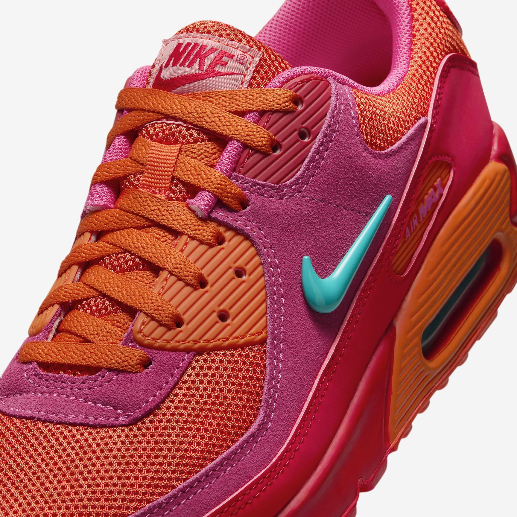 Nike Air Max 90 Men's Shoes Product Image