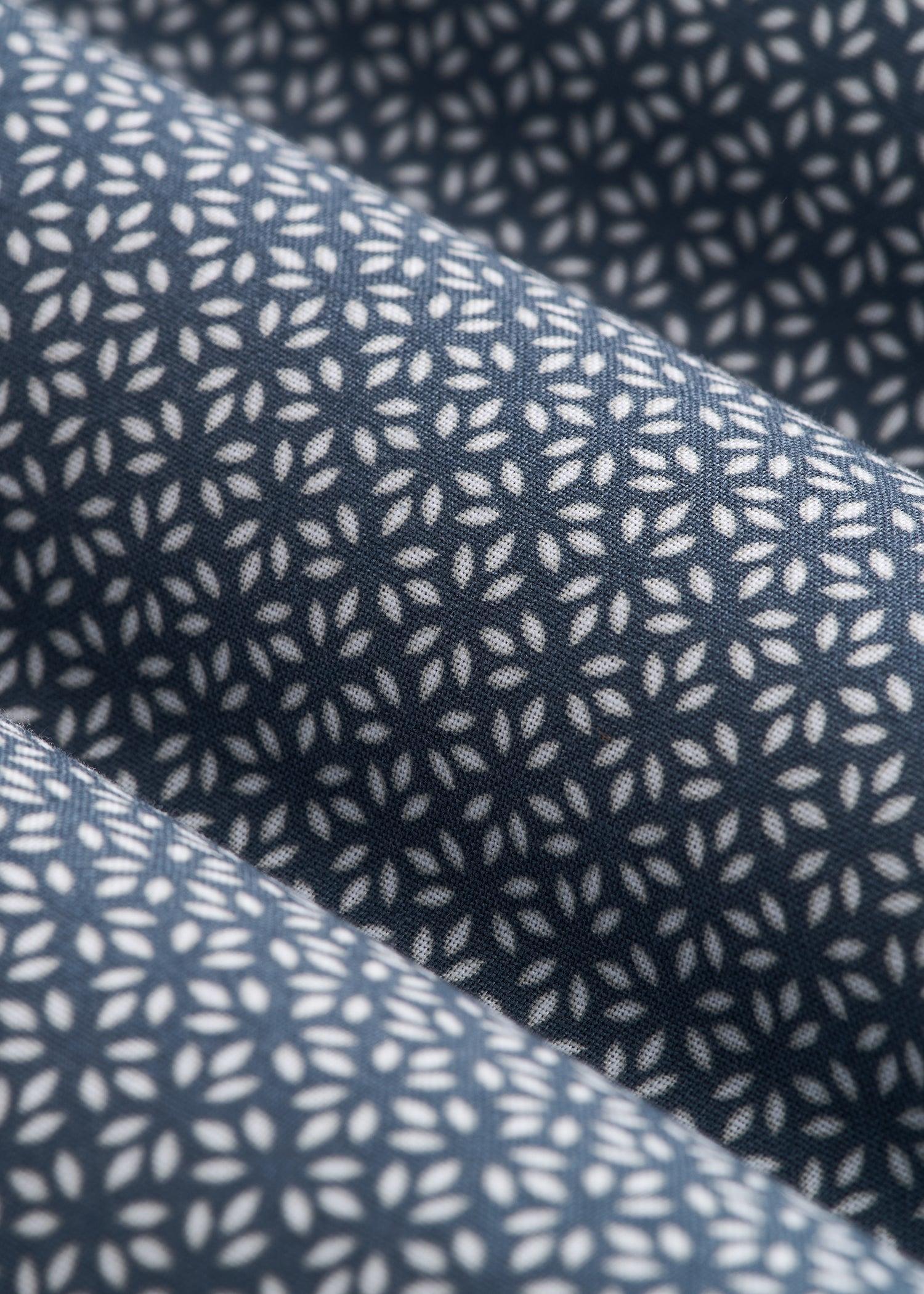 Short Sleeve Shirt for Tall Men in Grey and Blue Geometric Male Product Image