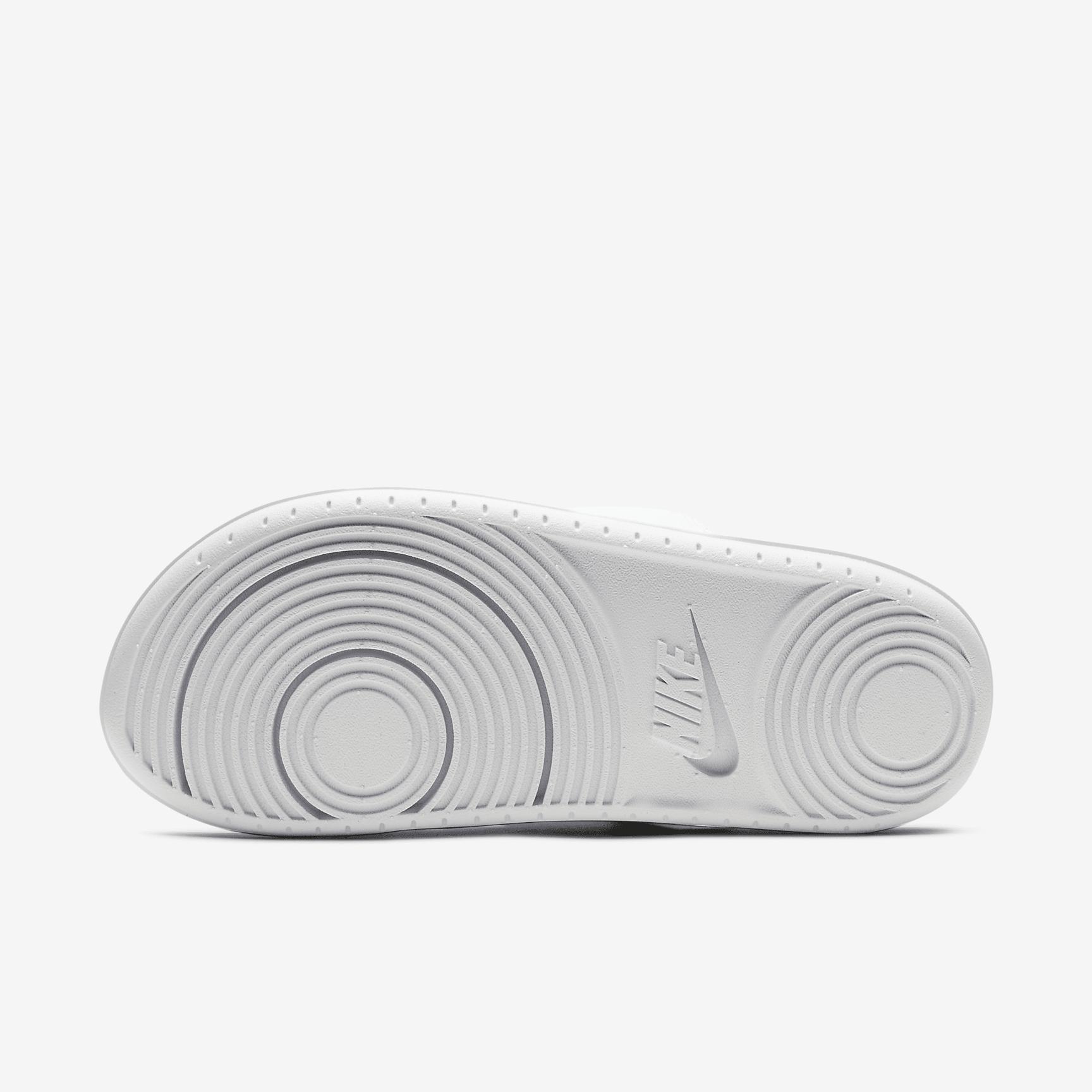 Nike Women's Offcourt Duo Slides Product Image