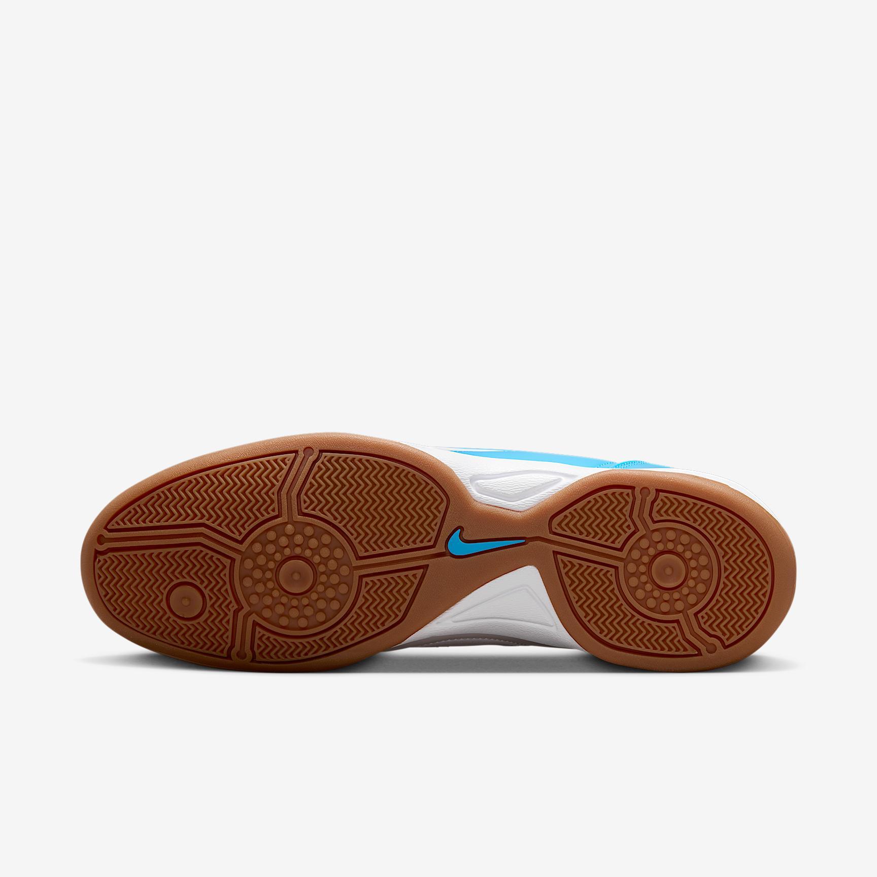 Nike Total 90 Men's Shoes Product Image