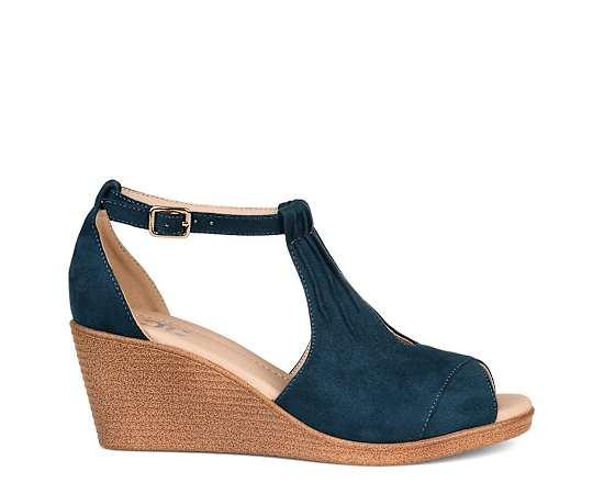 Journee Collection Womens Kedzie Wedge Sandal Product Image