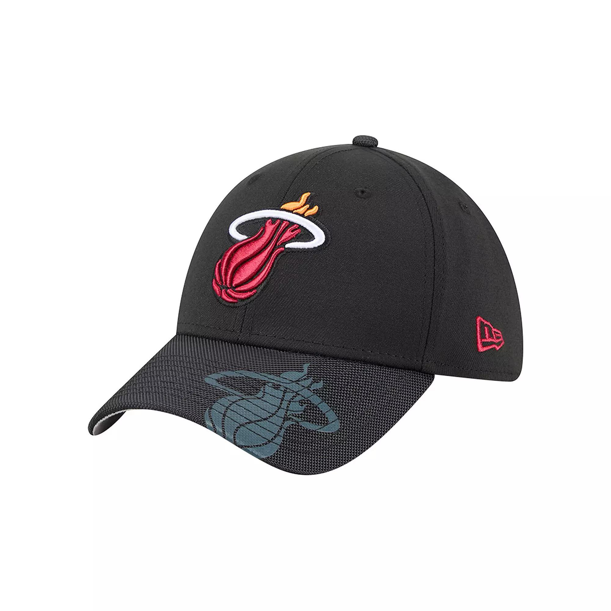 Men's New Era Black Miami Heat Sport Night 39THIRTY Flex Hat, Size: Medium/Large Product Image
