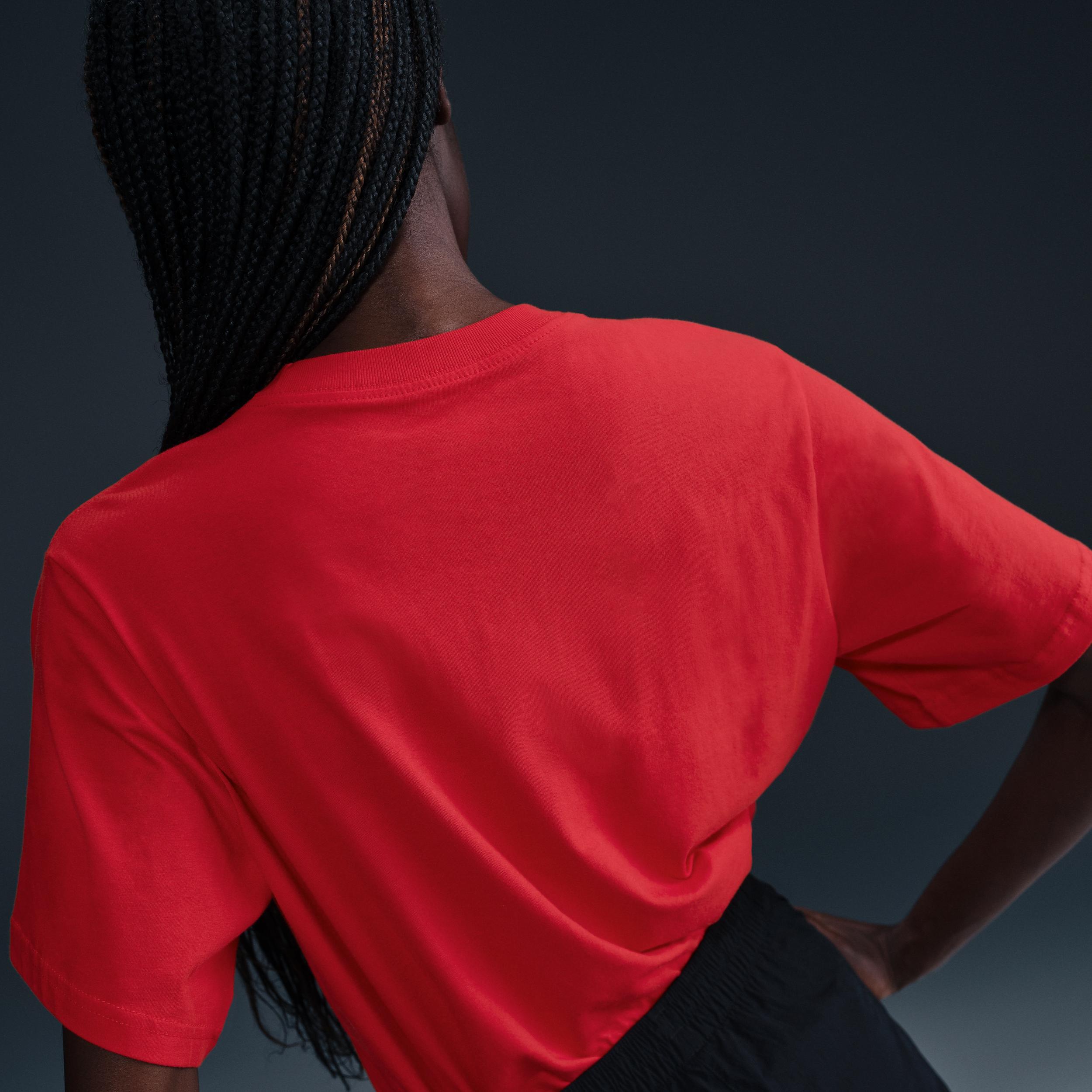 Nike Sportswear Essential Women's T-Shirt Product Image
