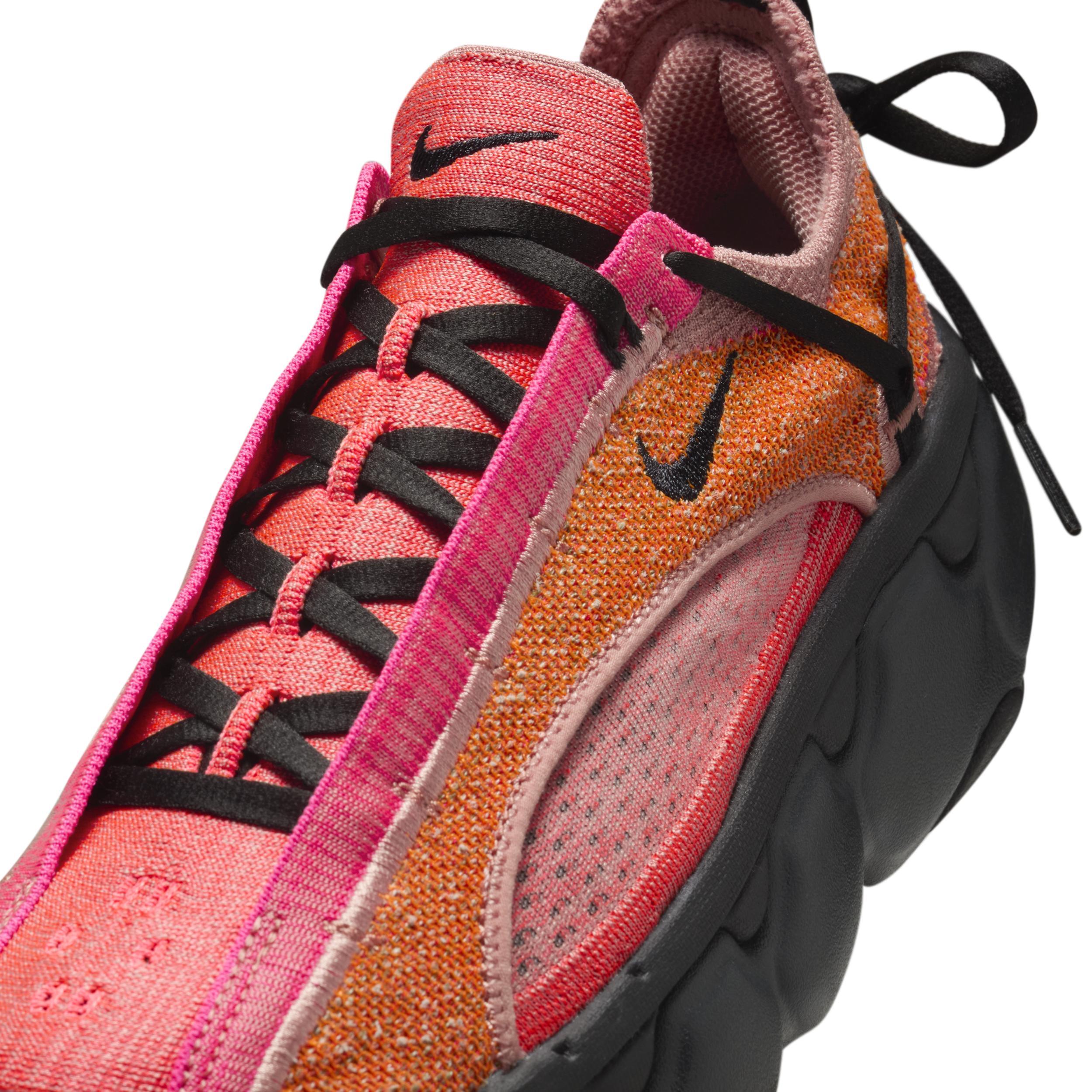 Nike Flyknit Bloom Women's Shoes Product Image