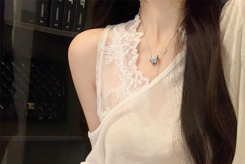 Sleeveless Lace Top / Long-Sleeve Boatneck Top Product Image