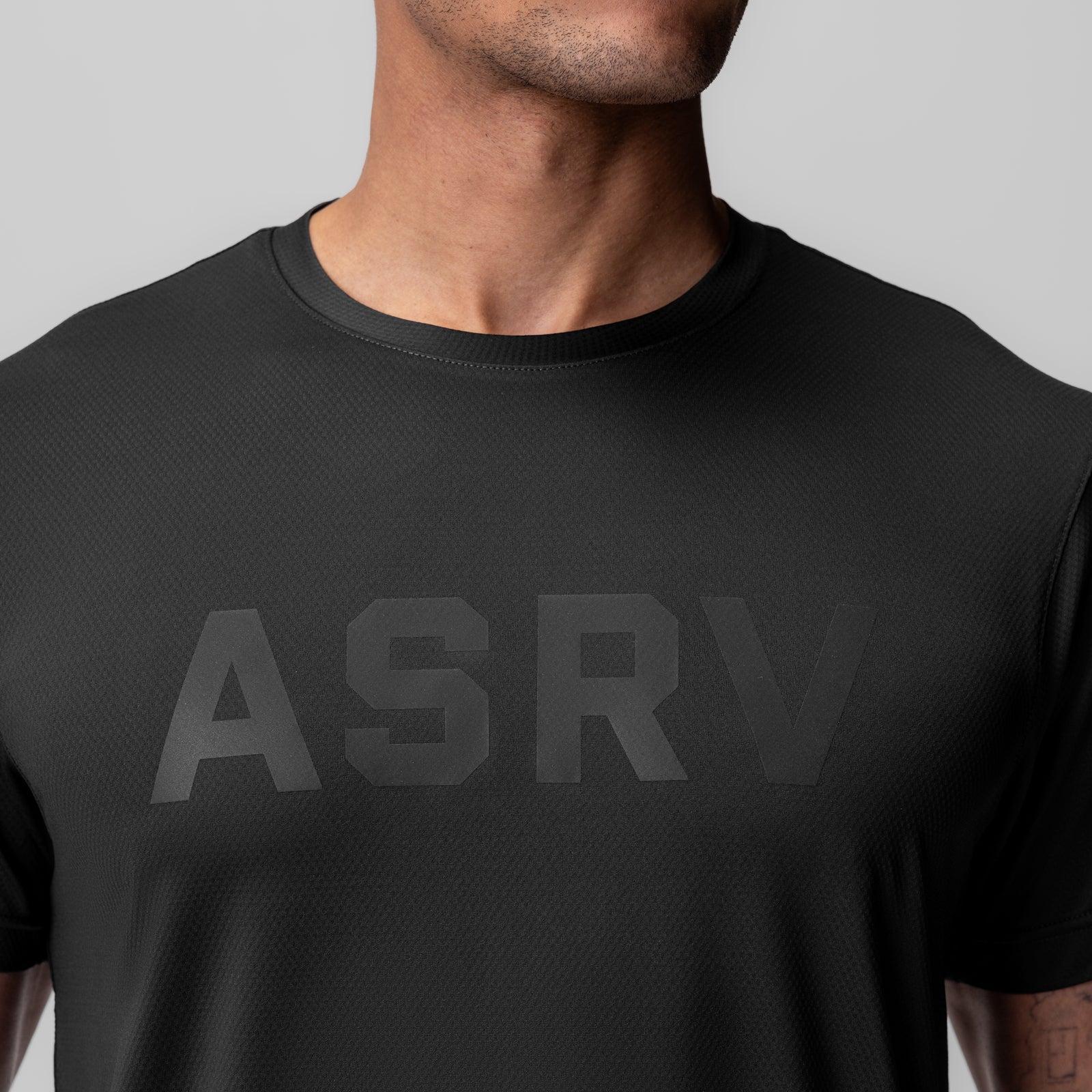 1015. AeroSilver® Essential Tee - Navy Product Image
