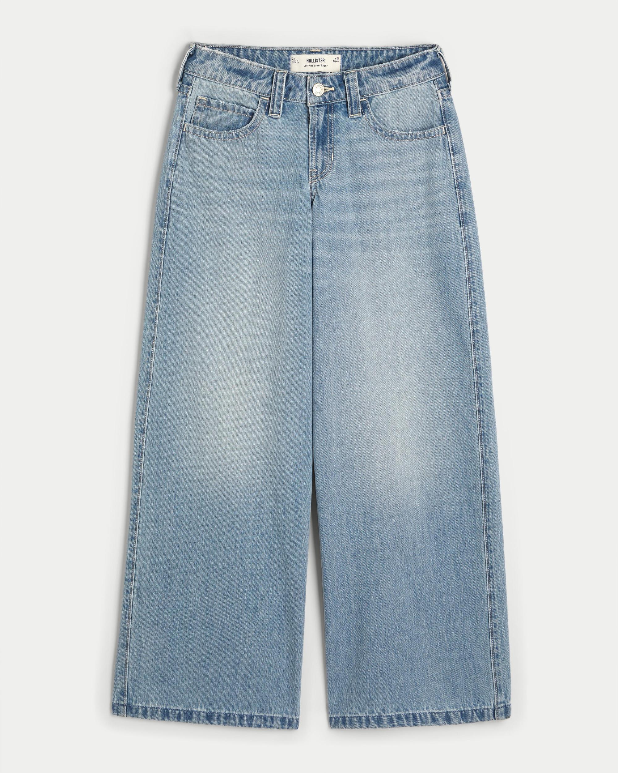 Low-Rise Light Wash Baggy Jeans Product Image