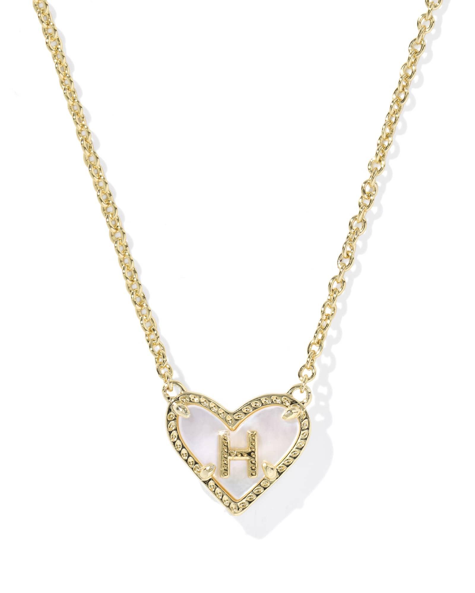 Ari Heart Letter H Gold Short Pendant Necklace Product Image