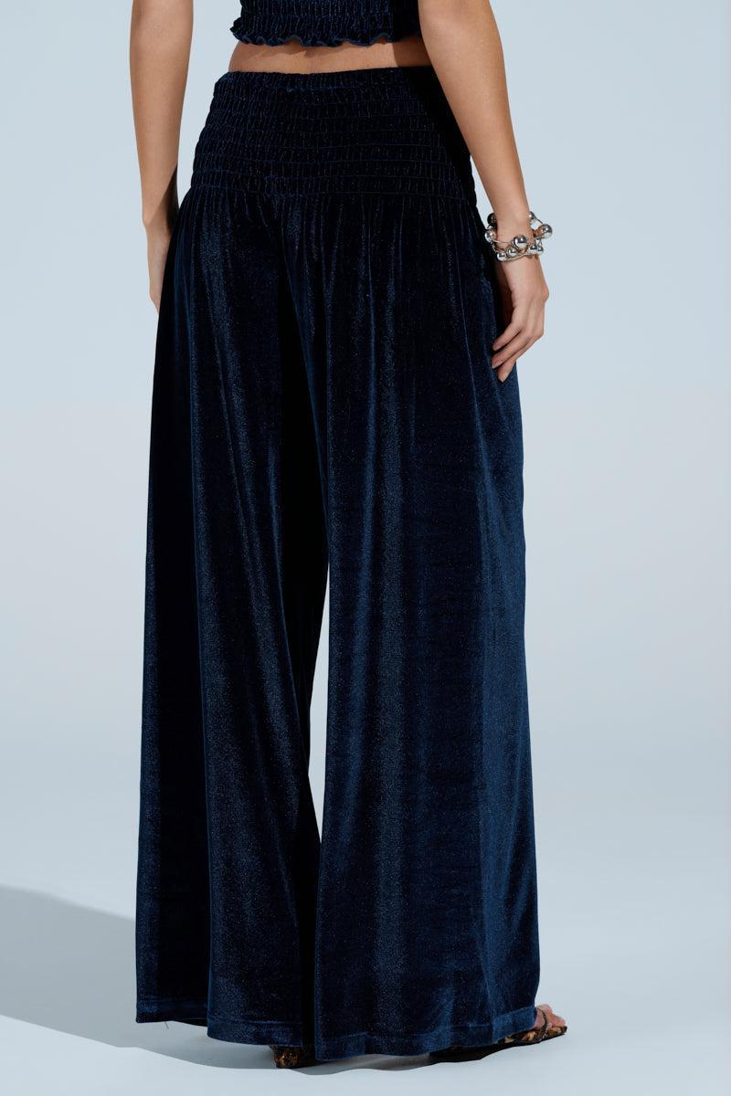 GO GET IT VELVET PANT Product Image