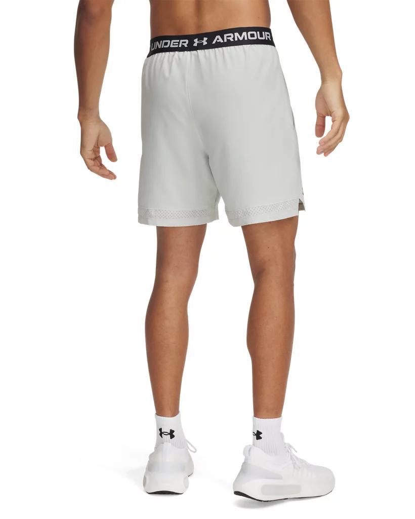 UA Vanish Woven Product Image