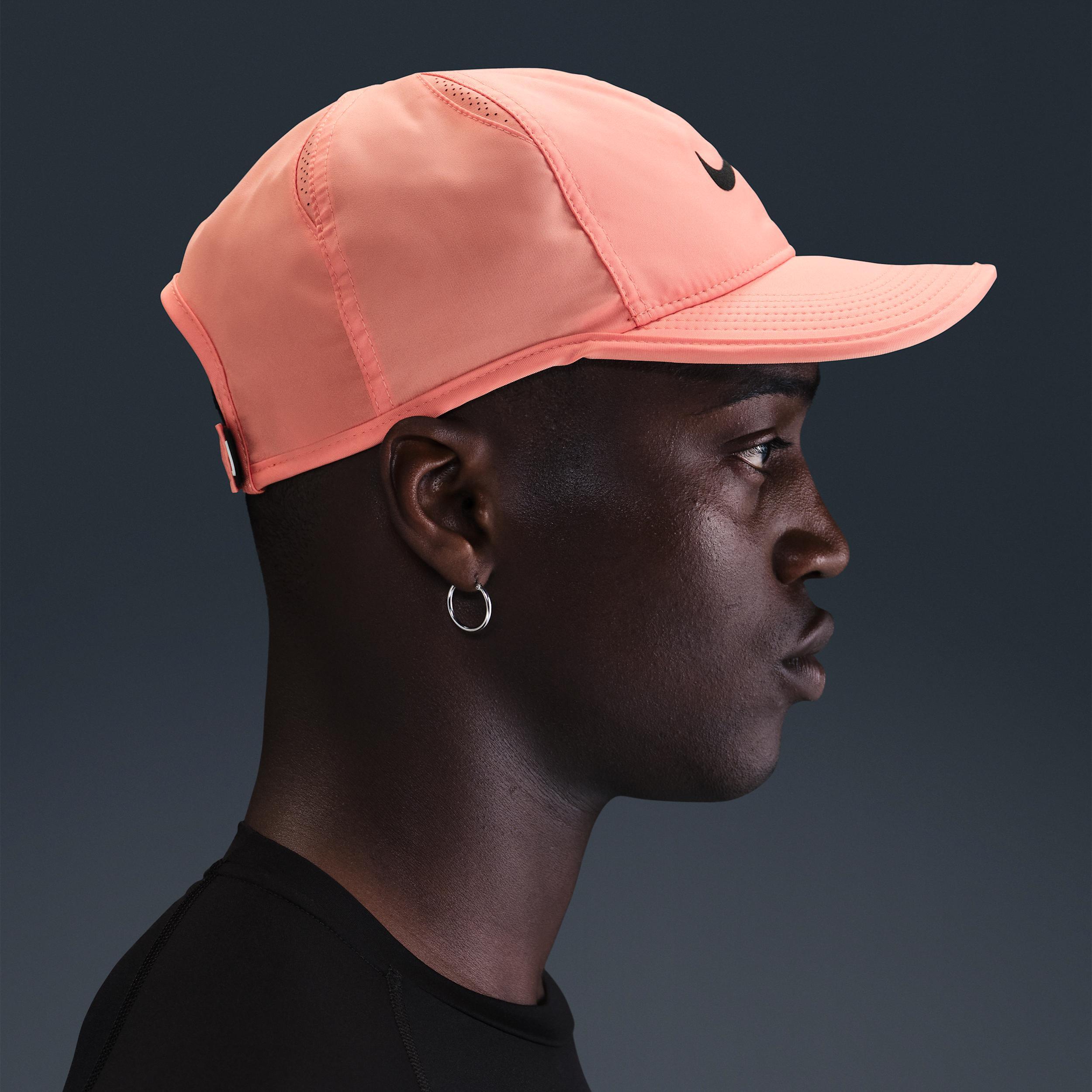 Nike Unisex Dri-FIT Club Unstructured Featherlight Cap Product Image
