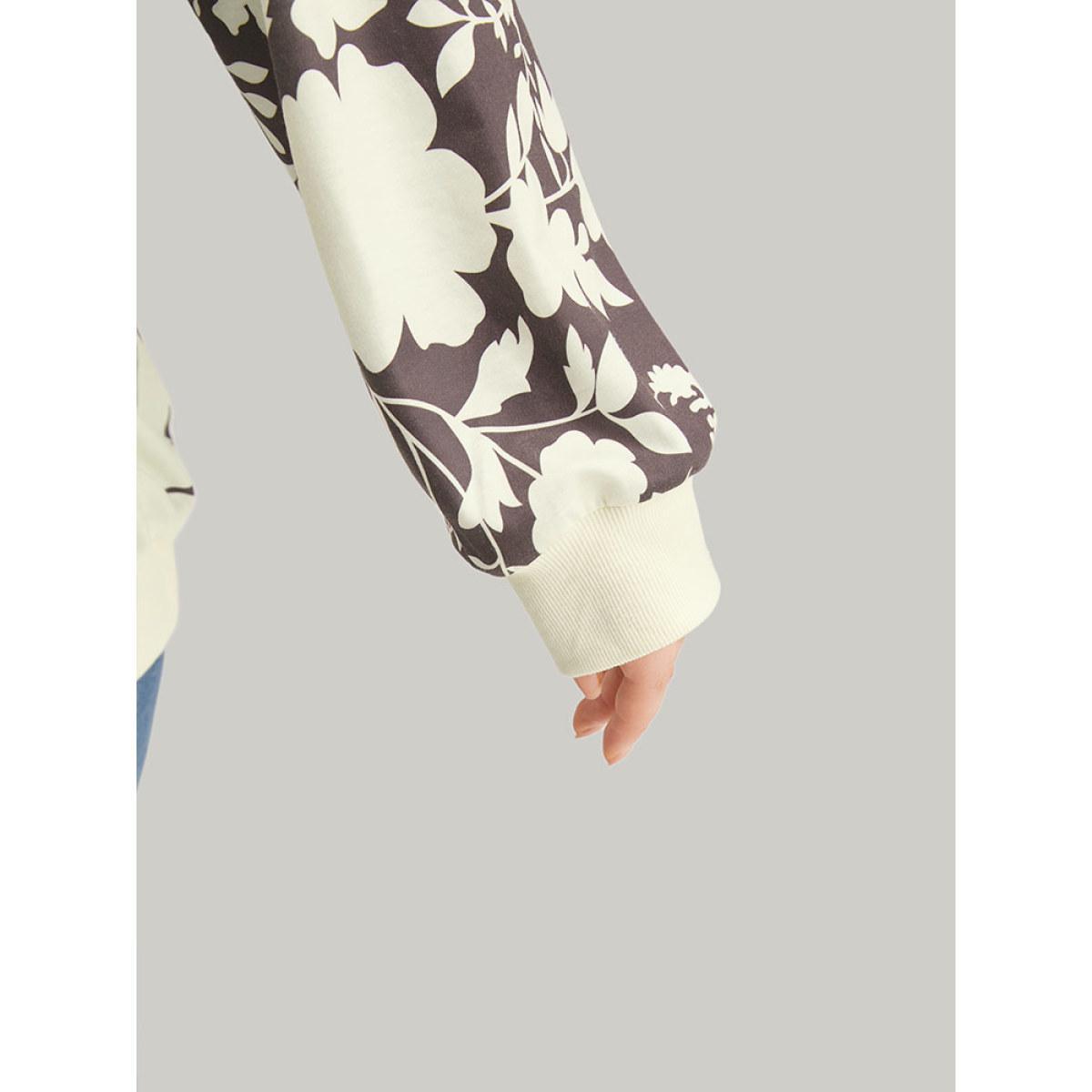 Plus Size Silhouette Floral Print Contrast Trim V Neck Sweatshirt Women DarkBrown Casual Elastic cuffs V-neck Dailywear Sweatshirts BloomChic 18-20/2X Product Image