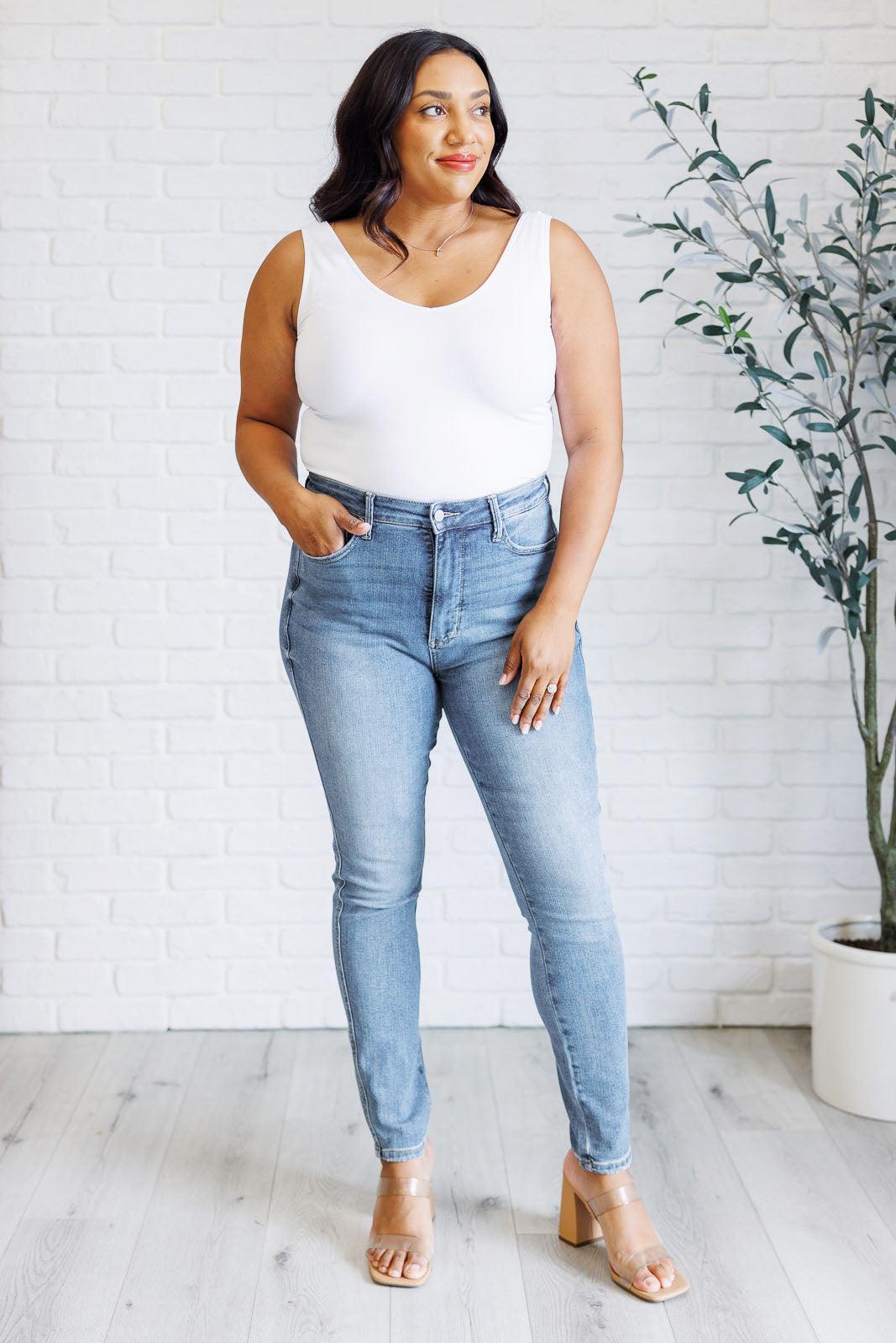 88767  Justine Hi-Rise Tummy Control Contrast Wash Skinny Judy Blue Jeans - ONLINE EXCLUSIVE! Product Image