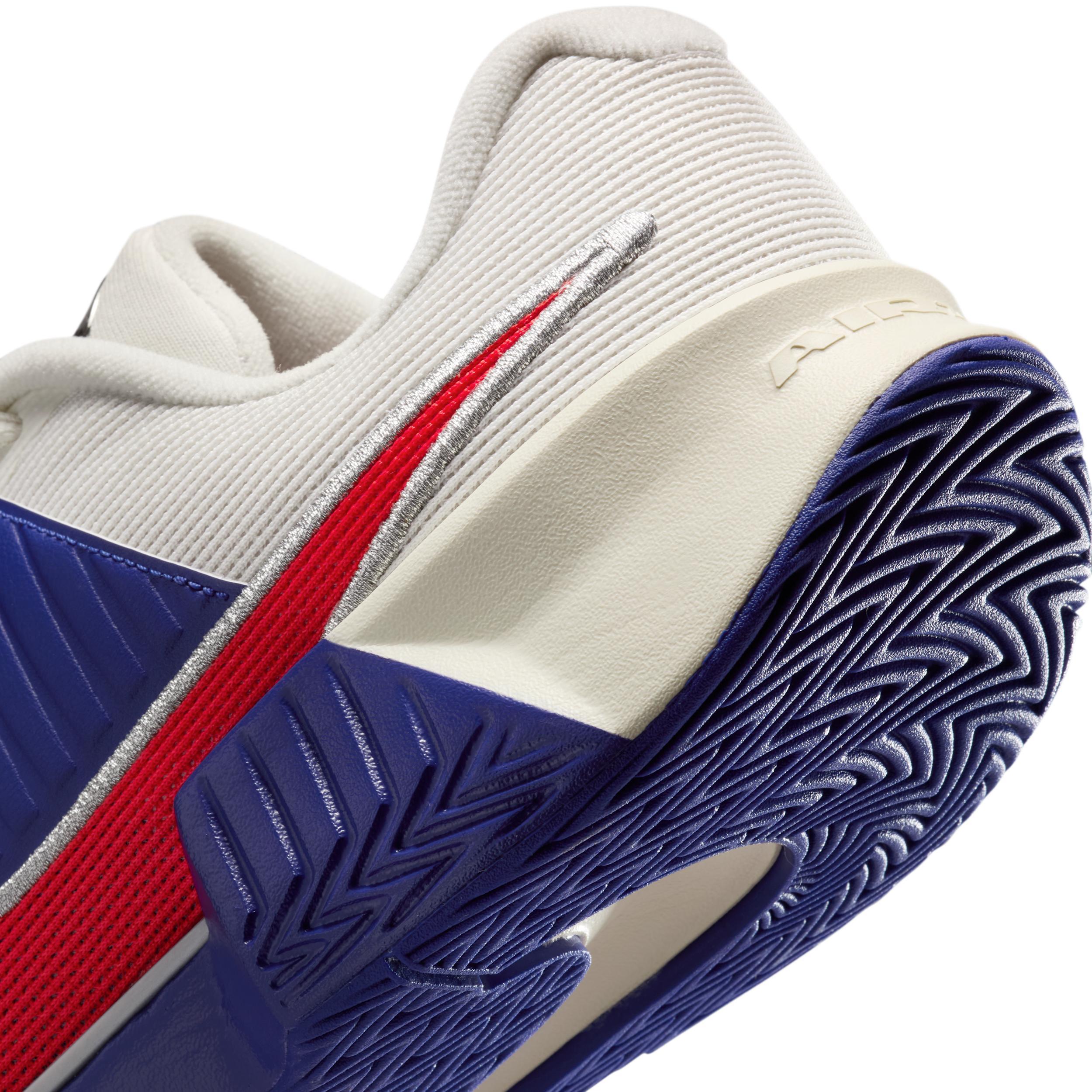 Nike GP Challenge Pro Premium Men's Hard Court Tennis Shoes Product Image