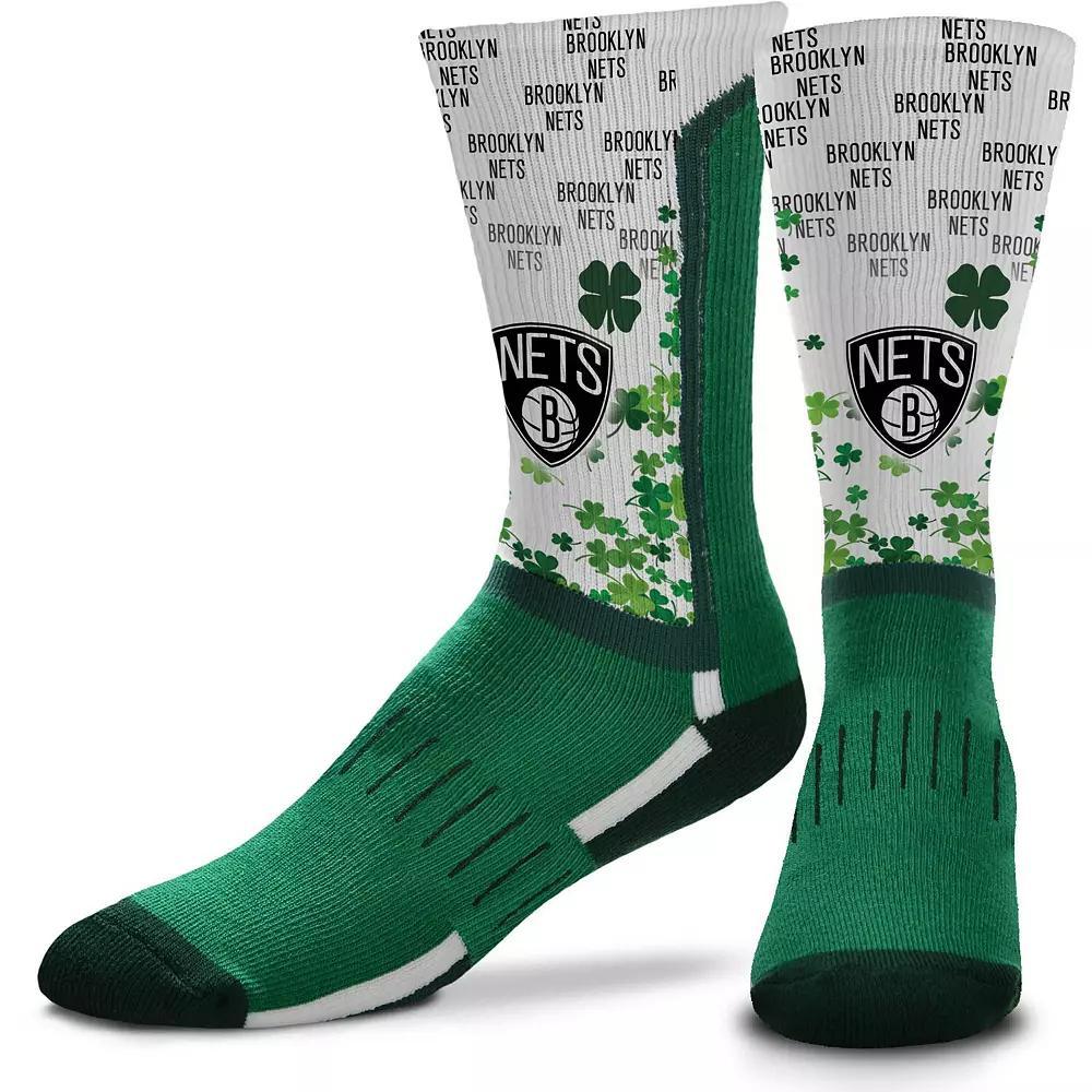 For Bare Feet Brooklyn Nets Four Leaf St. Patrick's Day V-Curve Crew Socks, Men's, Size: Large, Green Product Image