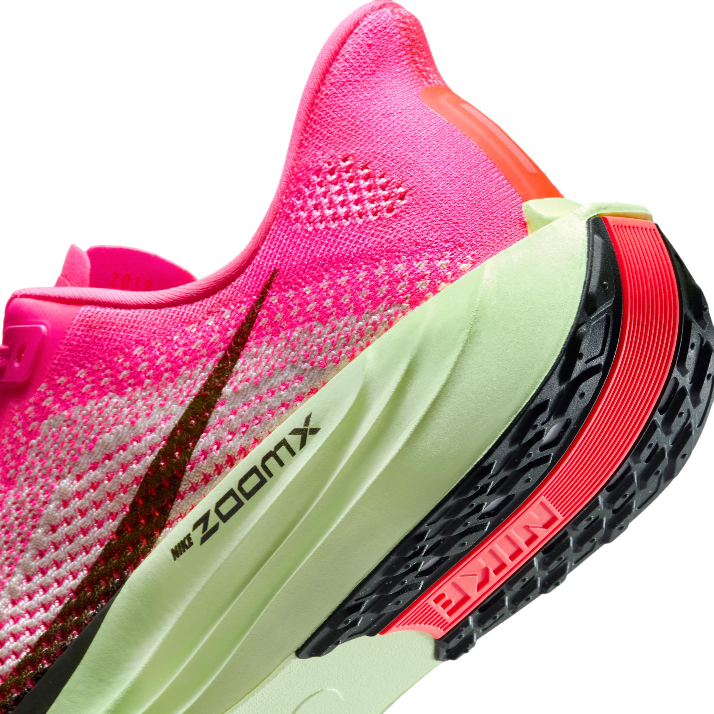 Nike Men's Pegasus Plus Road Running Shoes Product Image