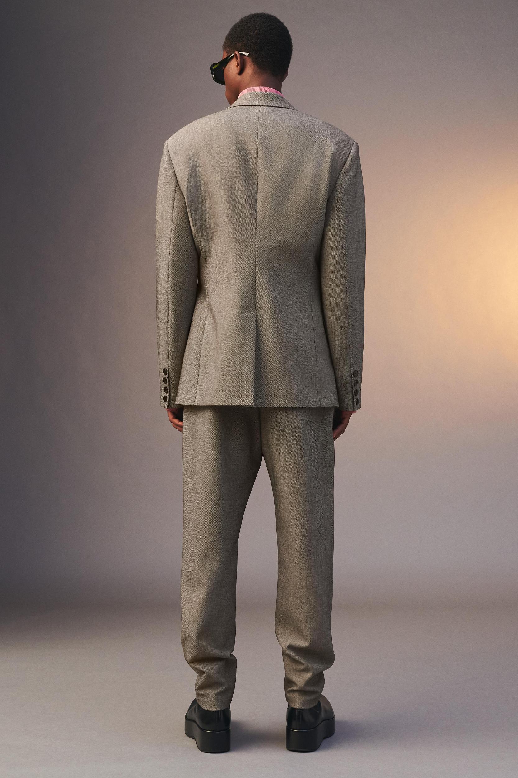 FITTED BLAZER LIMITED EDITION Product Image