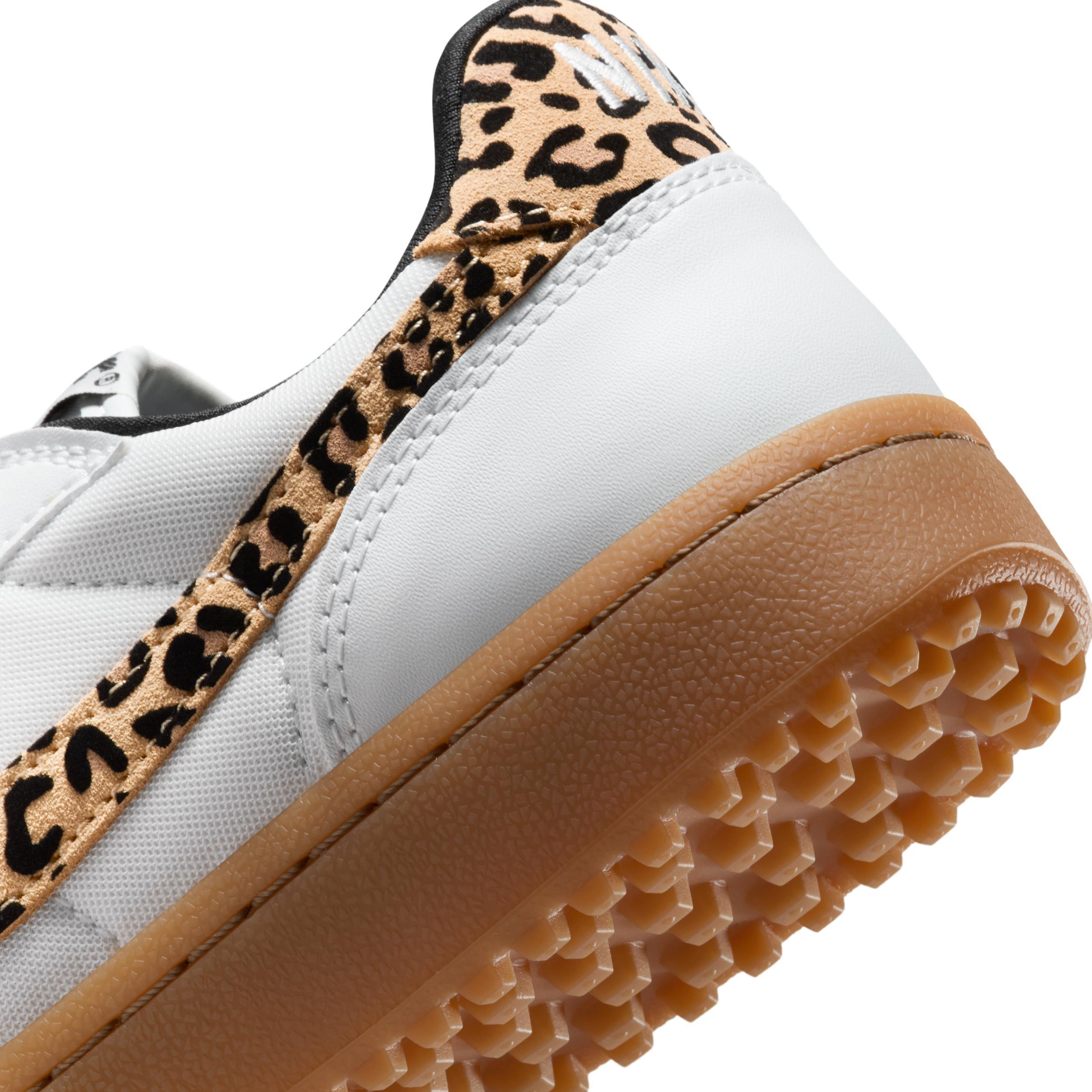 Nike Field General SE Women's Shoes Product Image