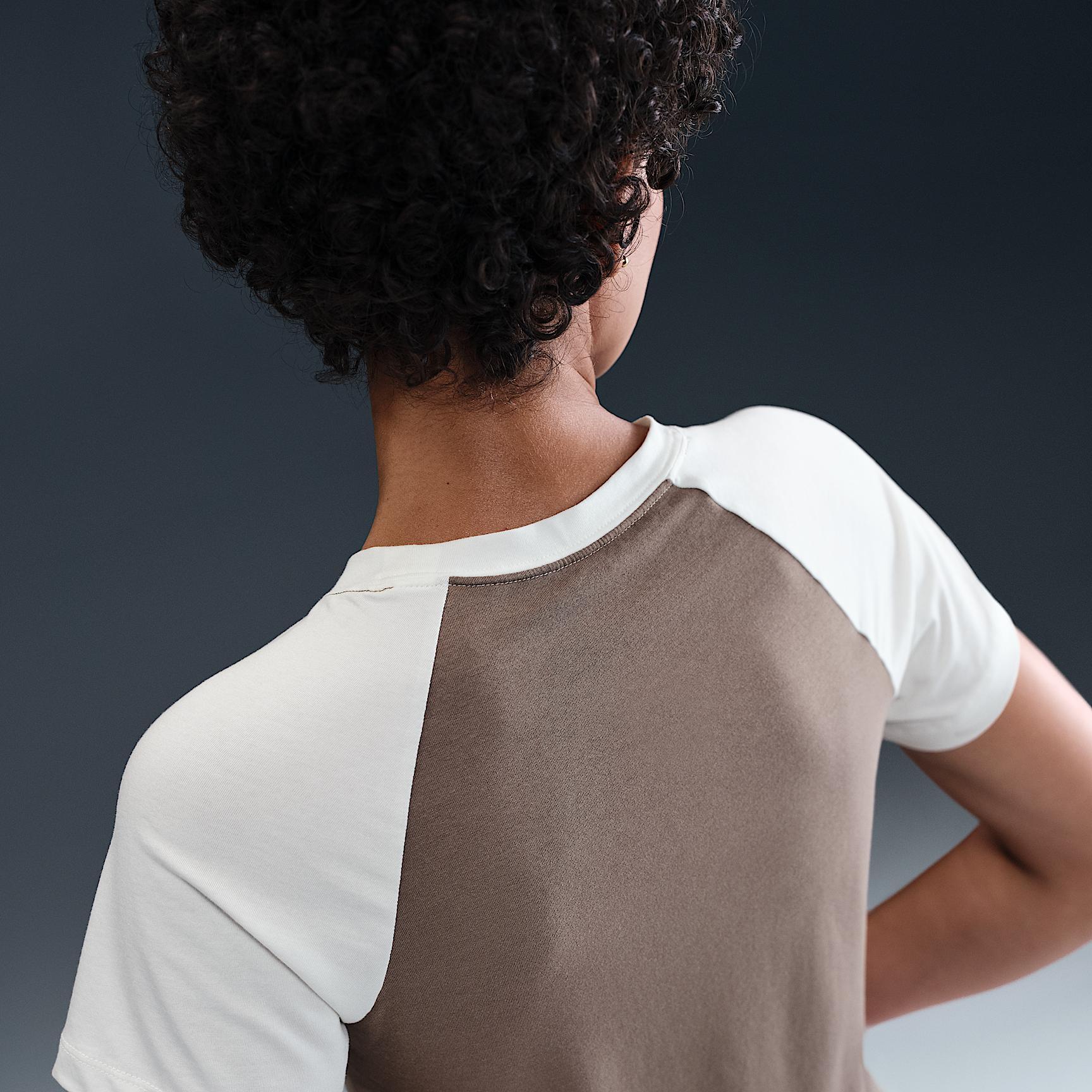 Nike Sportswear Chill Knit Women's Slim Graphic T-Shirt Product Image