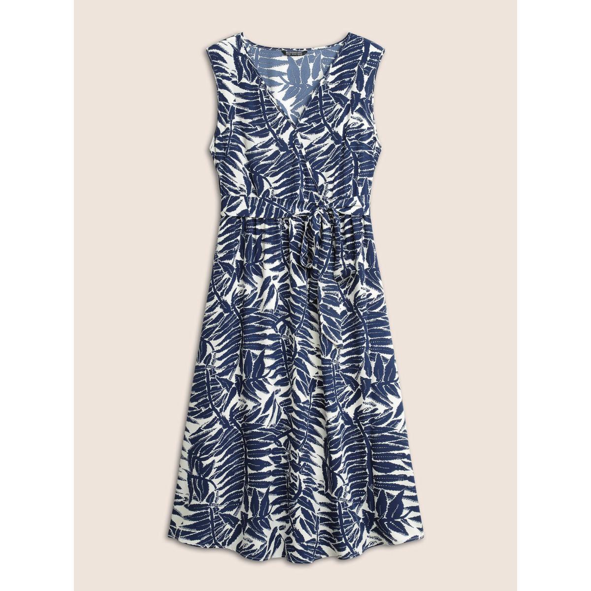 Plus Size Plants Wrap Pocket Sleeveless Belted Dress DarkBlue Women Resort Non Overlap Collar Sleeveless Curvy Midi Dress BloomChic 10/M Product Image