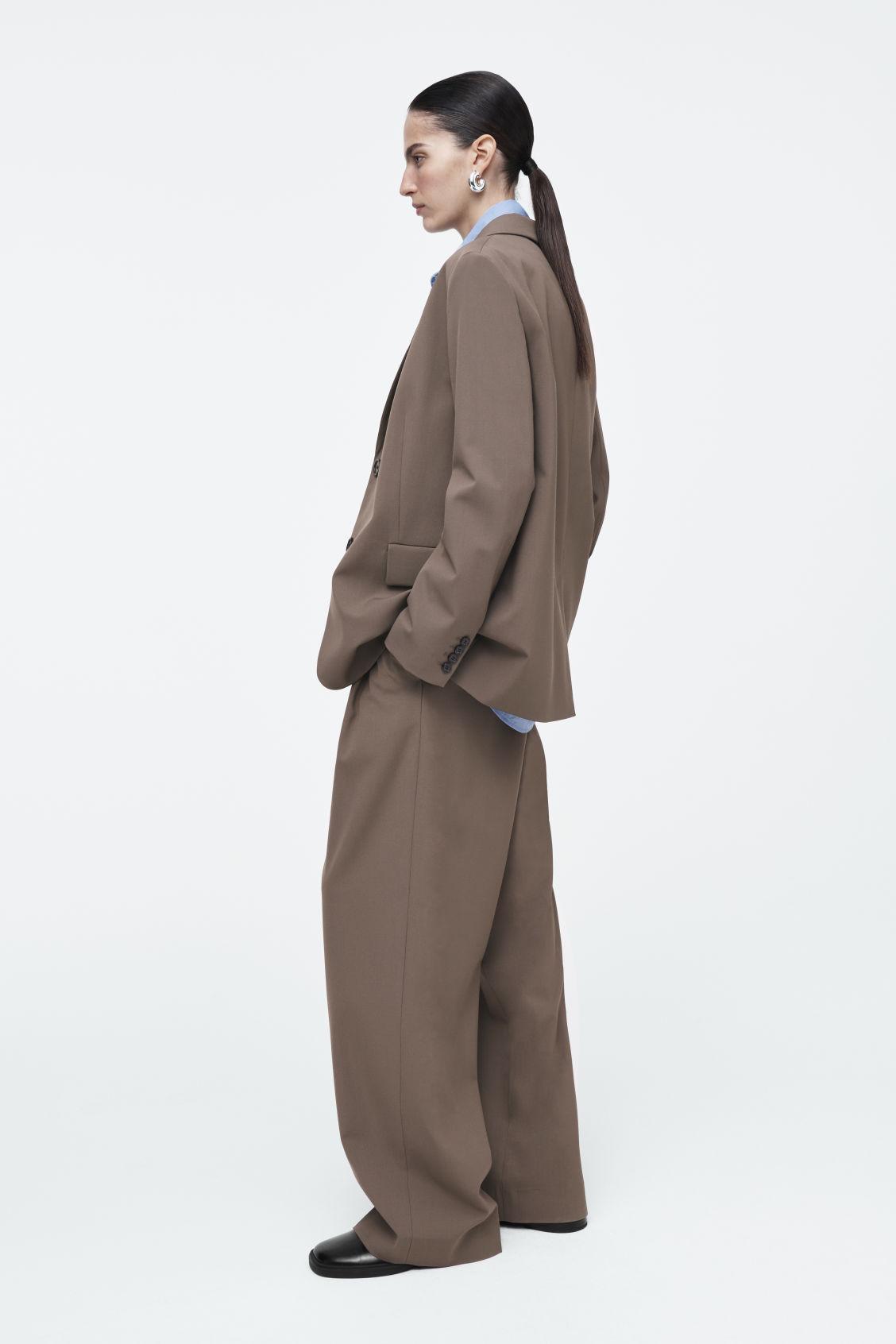 RELAXED SINGLE-BREASTED WOOL-BLEND BLAZER Product Image