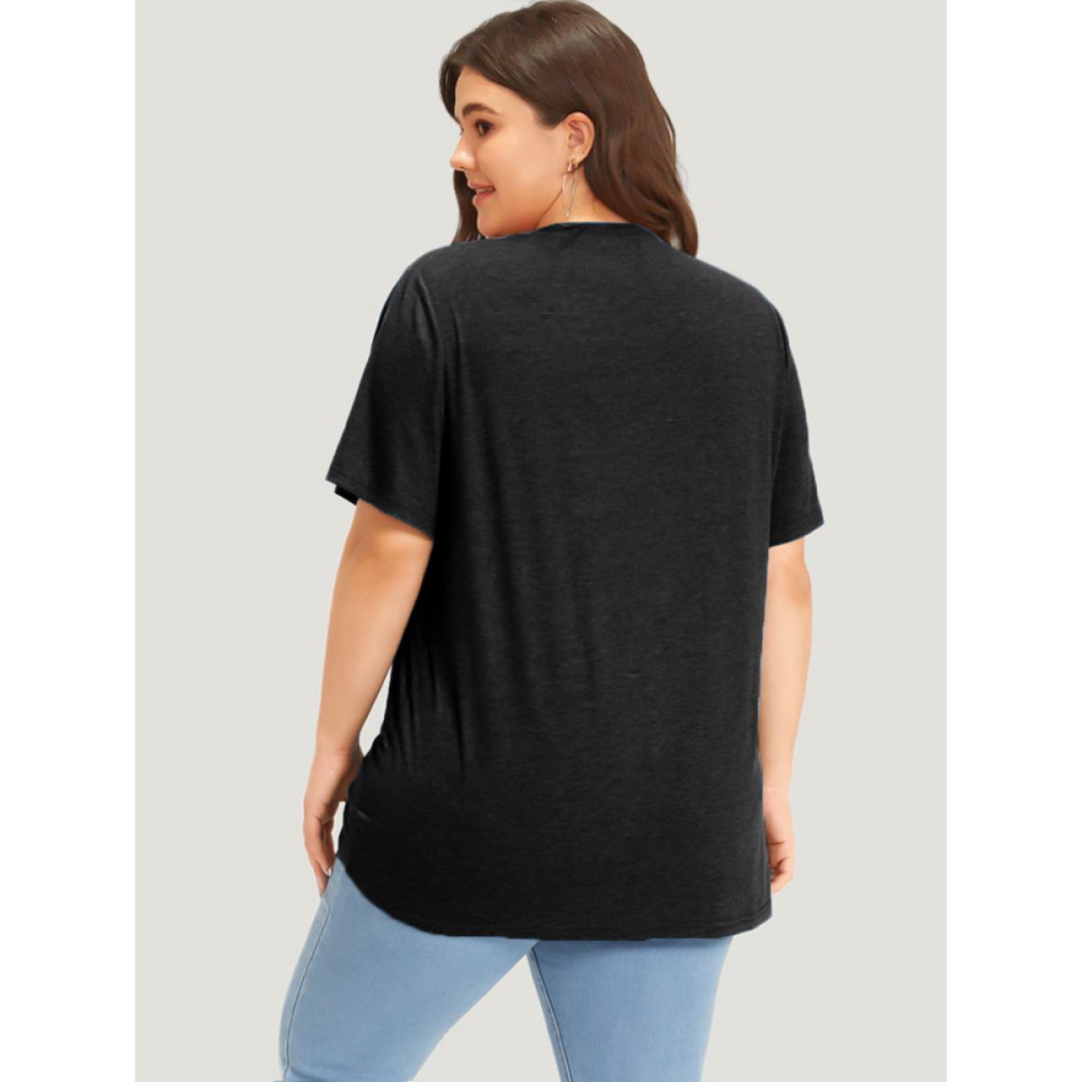 Plus Size Letter Print Crew Neck T-shirt Black Women Casual Plain Letter Dailywear T-shirts BloomChic 10/M Product Image