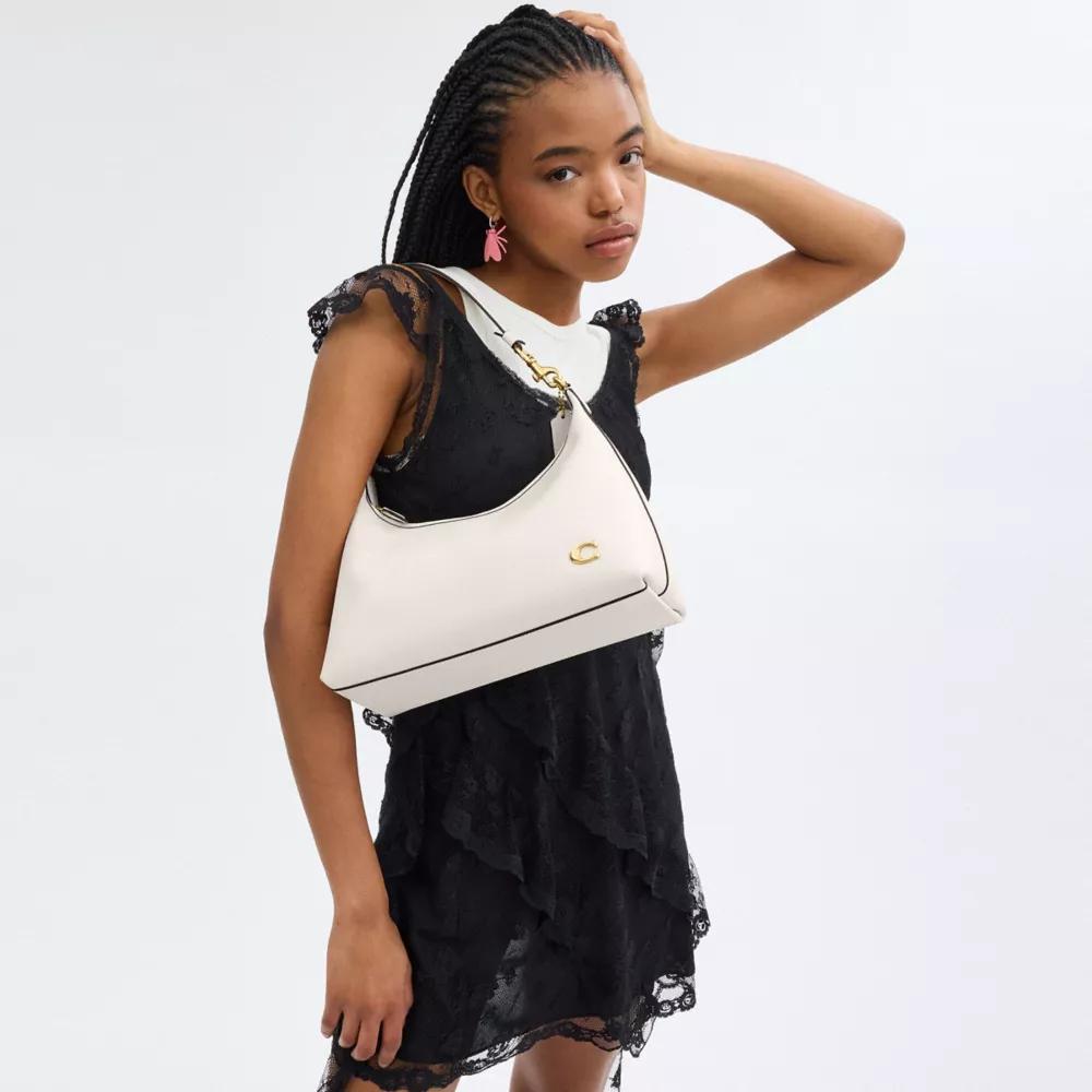 Juliet Shoulder Bag Product Image