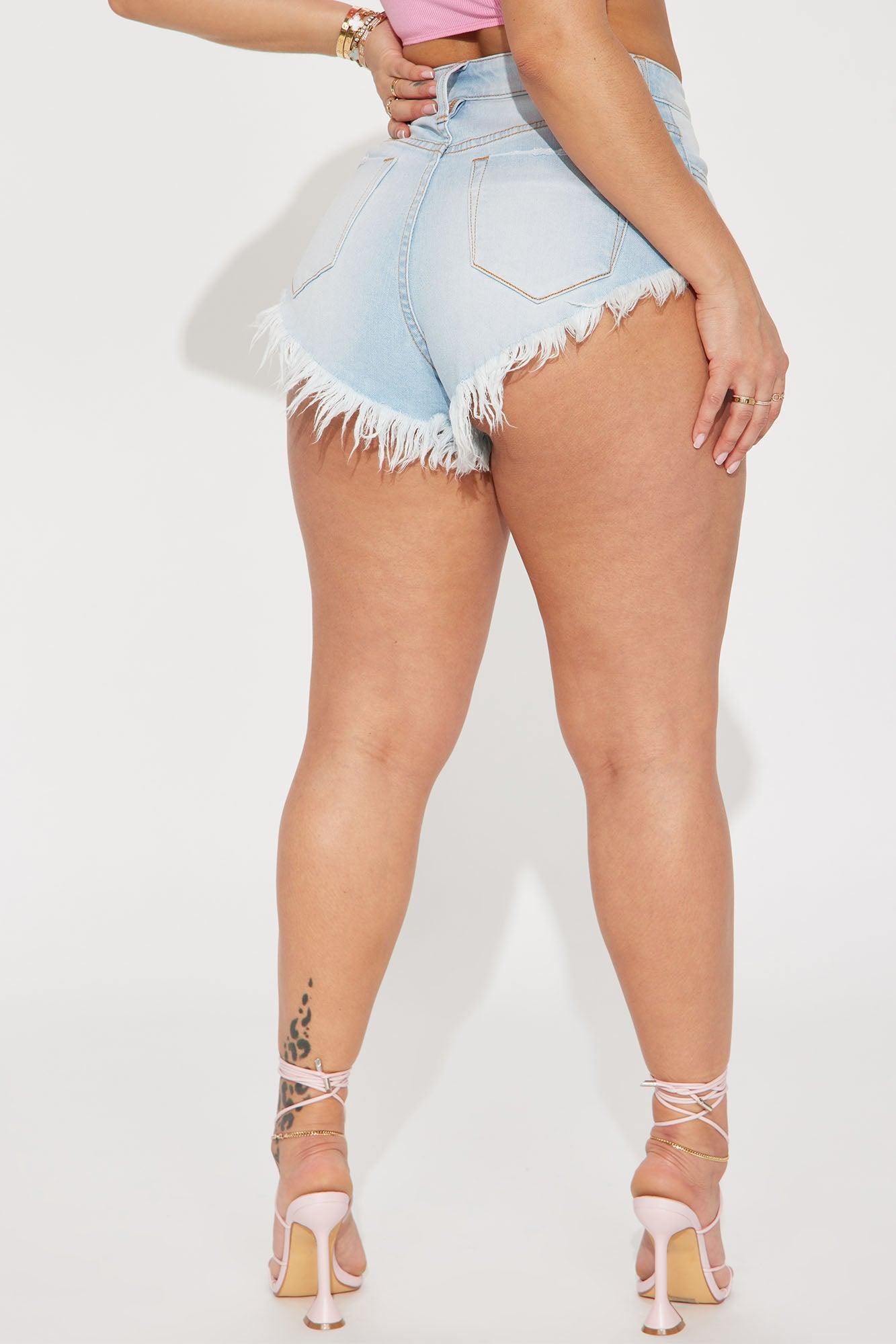 Side Eye Cut Off Stretch Denim Shorts - Light Wash Product Image