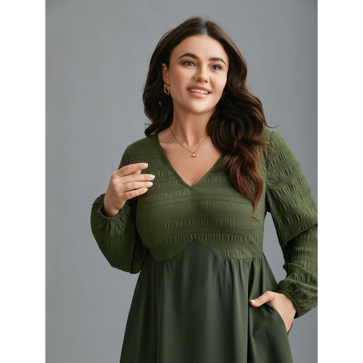 Plus Size V-Neck Splicing Textured Knit Dress ArmyGreen Women Elegant Texture Knit Dresses Bloomchic 22-24/3X Product Image