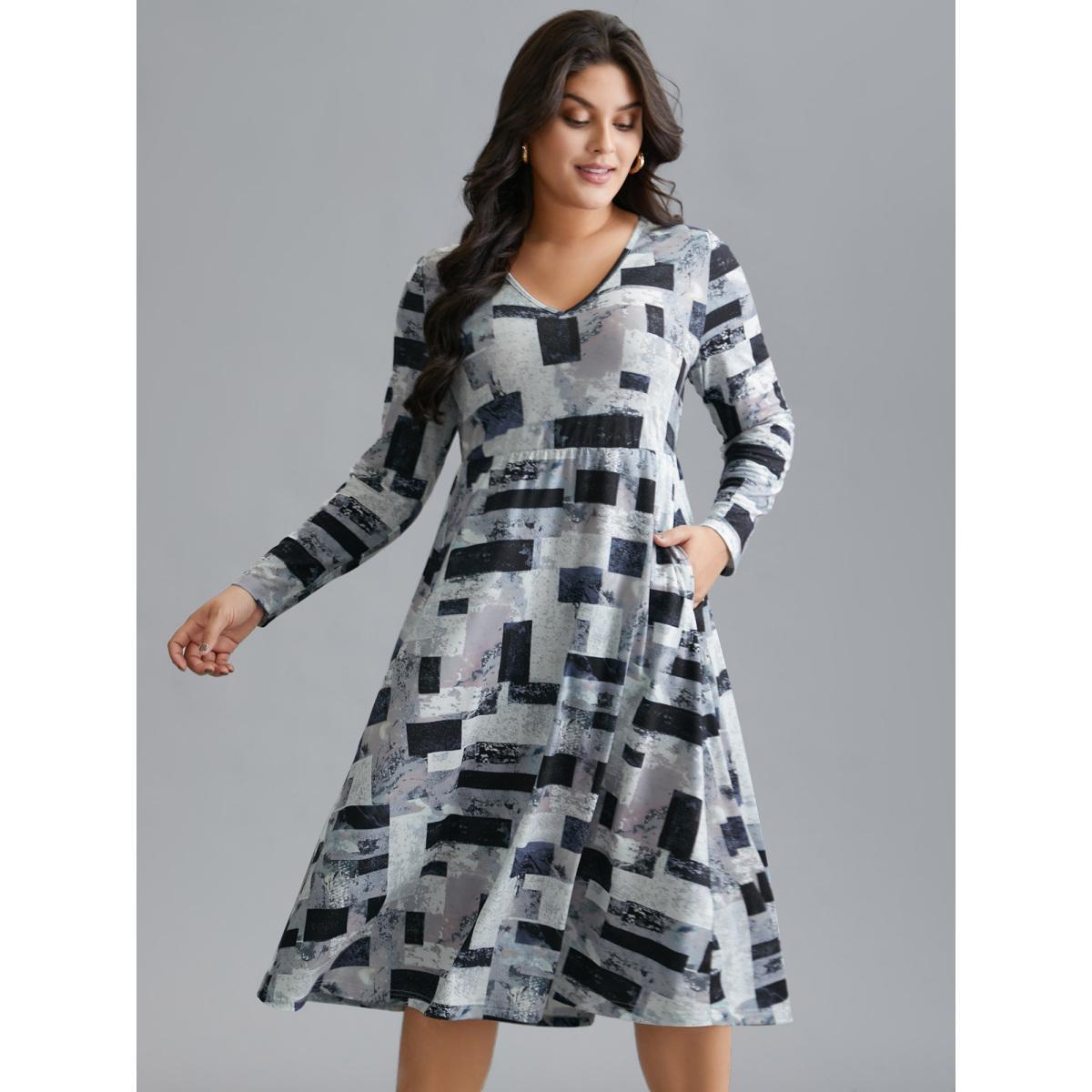 Plus Size Colorblock Contrast V Neck Midi Dress Multicolor Women Casual Contrast Knit Dresses Bloomchic 10/M Product Image
