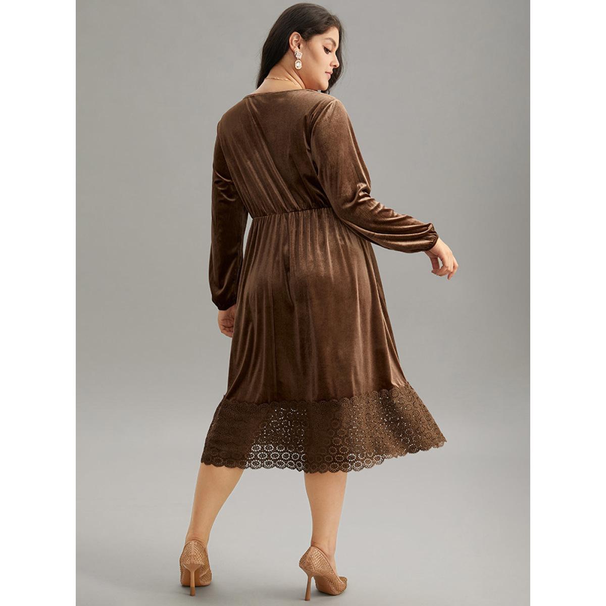 Plus Size Plain Velvet Elastic Waist Patchwork Lace Dress DarkBrown Women Vacation Velvet V-neck Long Sleeve Curvy Midi Dress BloomChic 30/6X Product Image