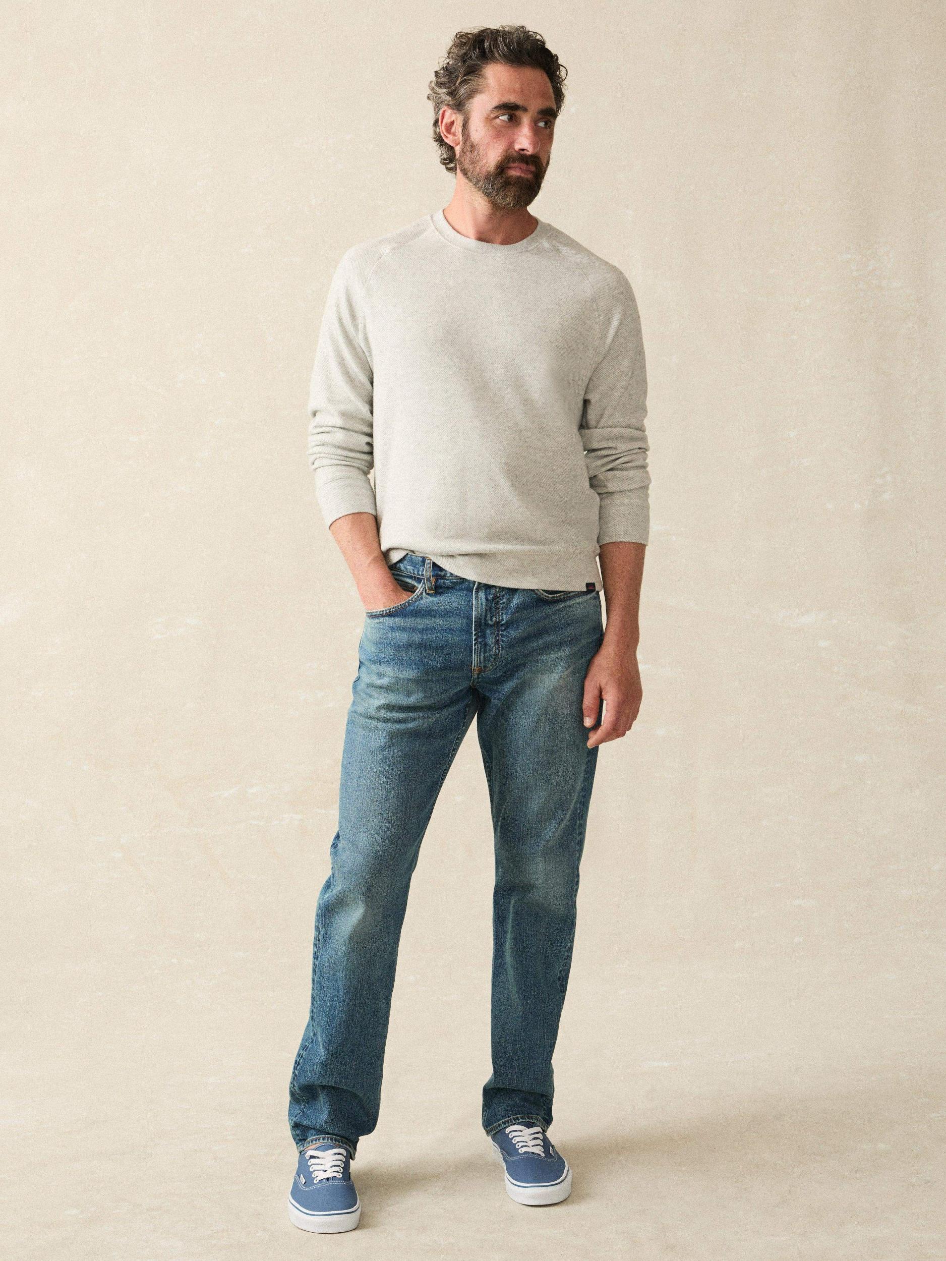 Legend™ Sweater Crew - Light Heather Grey Male Product Image