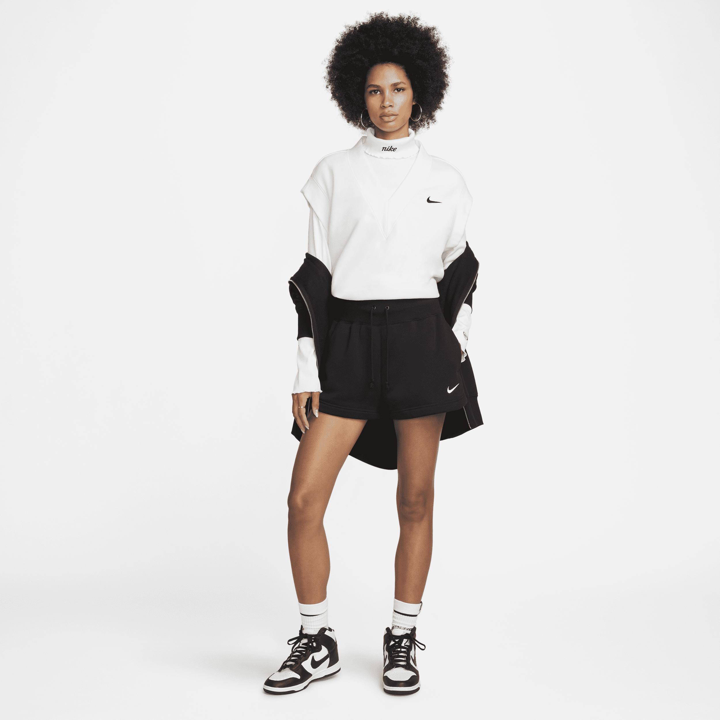 Nike fleece shorts Product Image