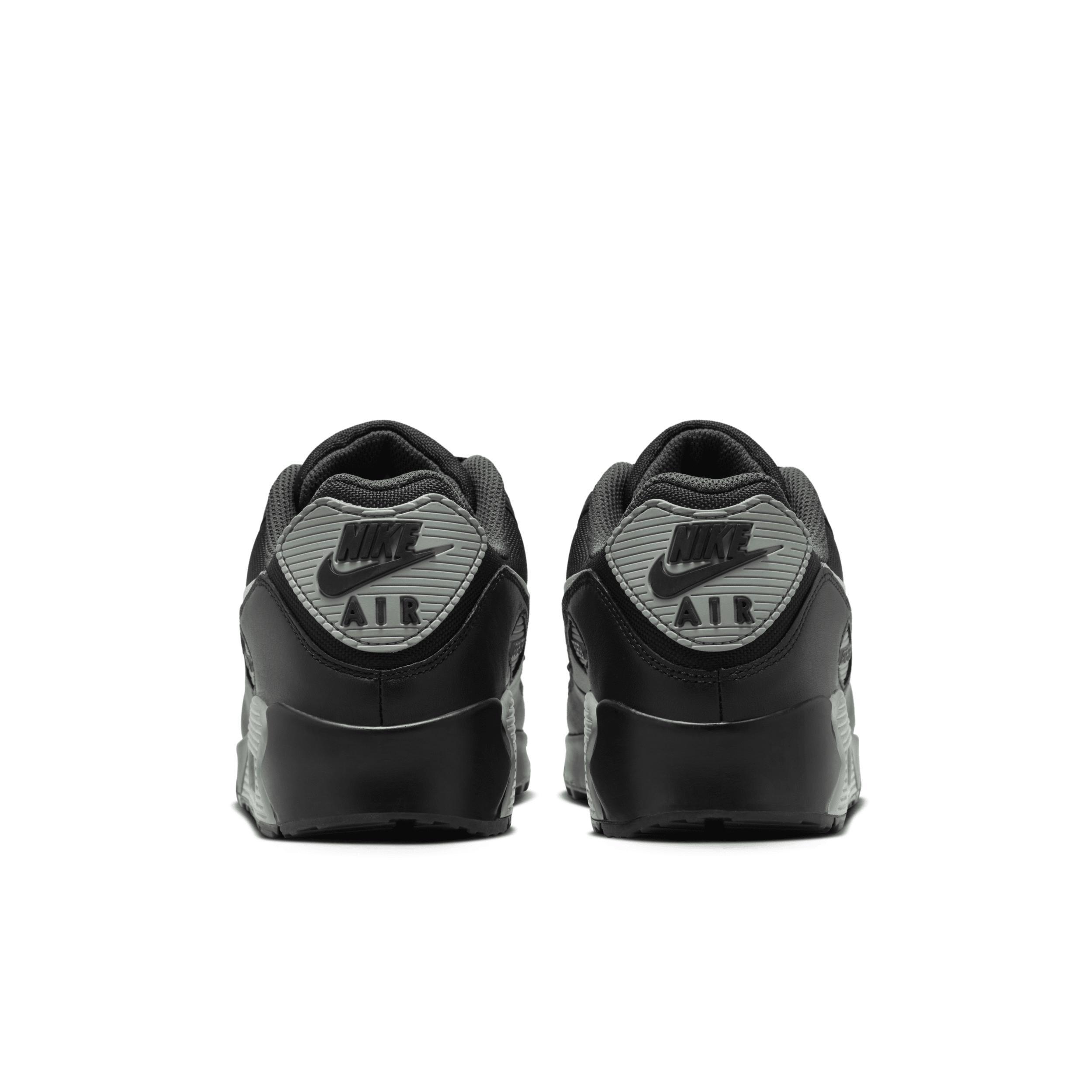 Nike Air Max 90 GORE-TEX Men's Winterized Shoes Product Image