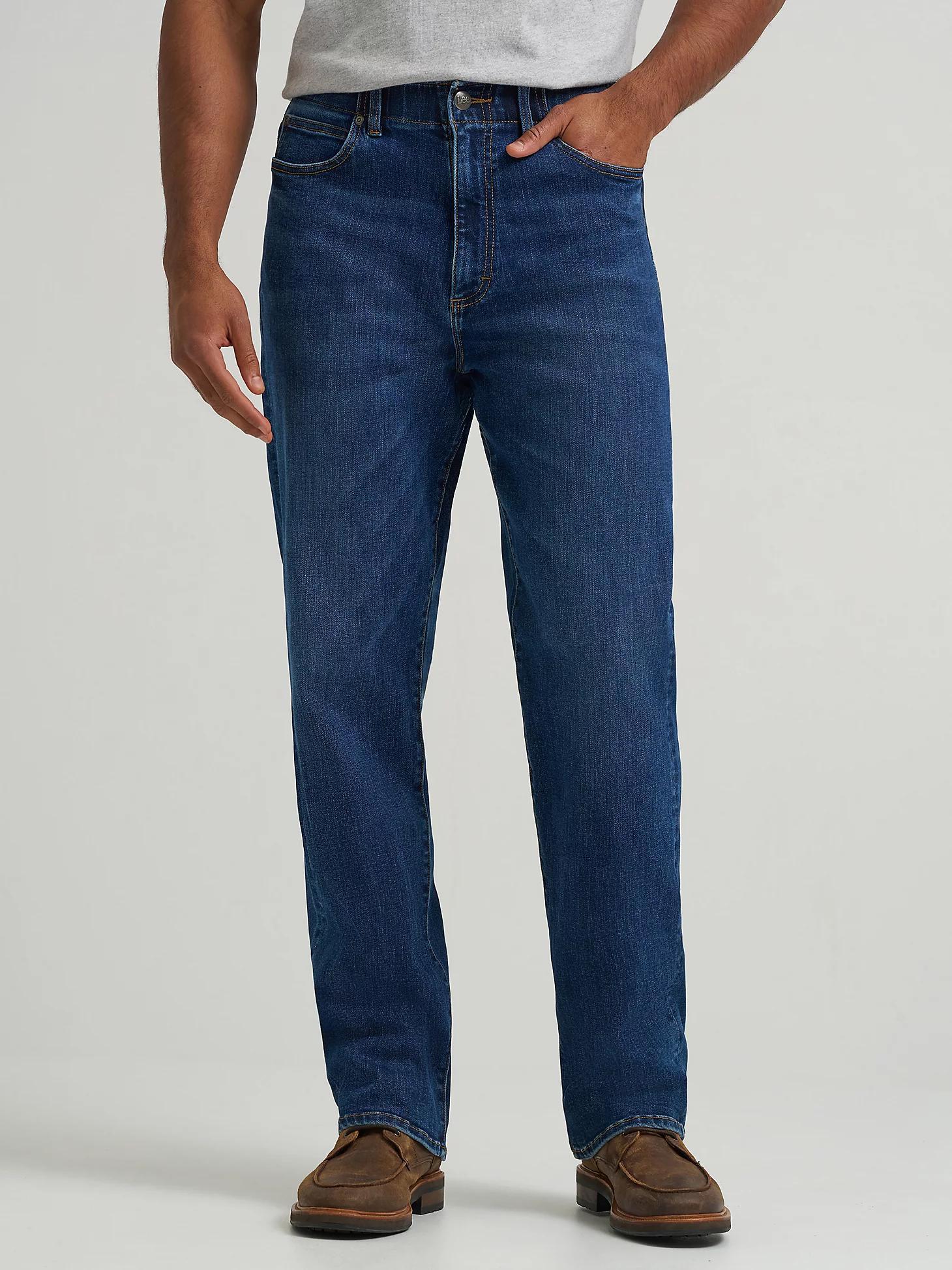 Men's Extreme Motion Loose Jean | Men's Jeans | Lee® Product Image