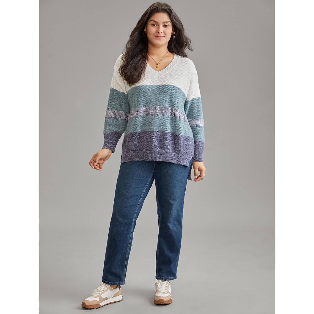 Plus Size Colorblock Heather Split Side High Low Hem Pullover Cerulean Women Casual Loose Long Sleeve V-neck Dailywear Pullovers BloomChic 30/6X Product Image