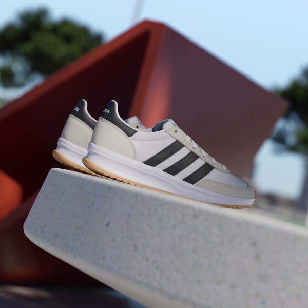 RUN 70s 2.0 Shoes Product Image