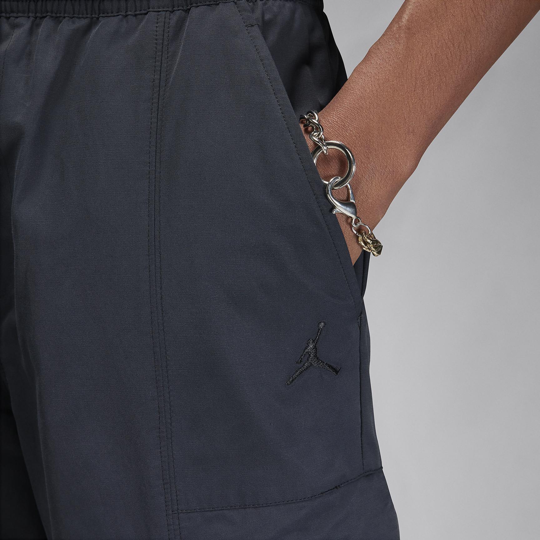 Jordan Essentials Men's Woven Pants Product Image