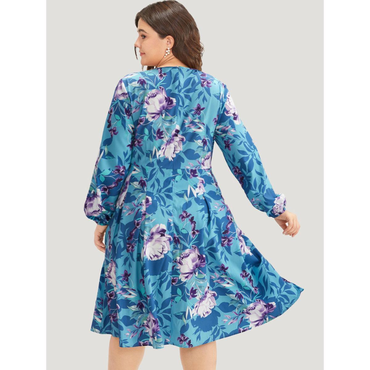 Plus Size Floral Print Pleated Flutter Zipper Dress Multicolor Women Office Elastic cuffs V-neck Long Sleeve Curvy Midi Dress BloomChic 26/4X Product Image