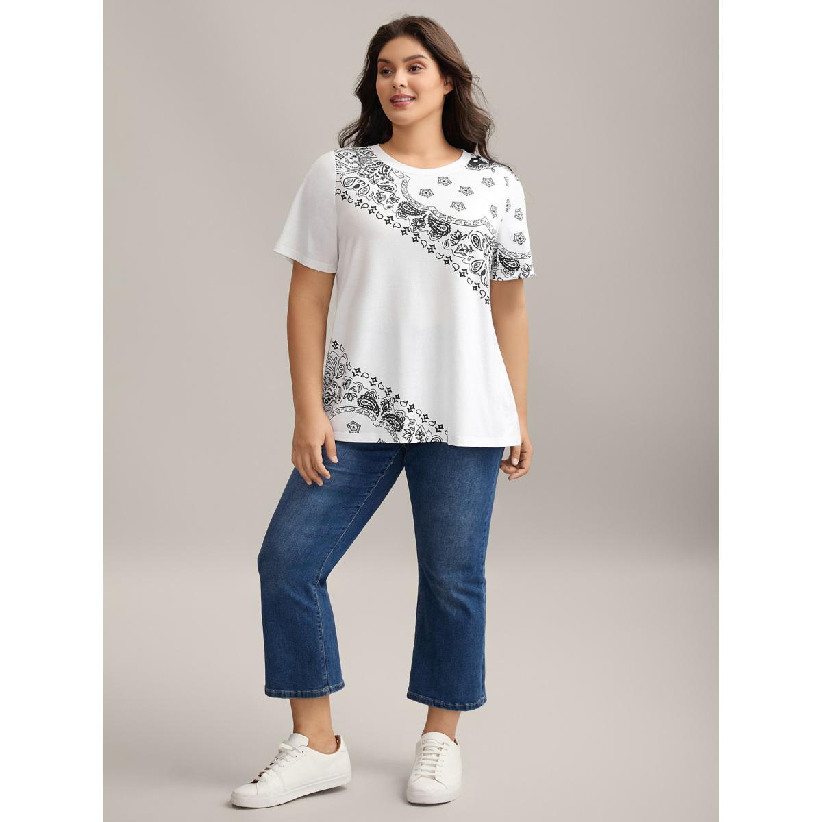 Plus Size Boho Print Plain Crewneck T-Shirt Ivory Women Non Round Neck Everyday-Casual T-shirts BloomChic 22-24/3X Product Image