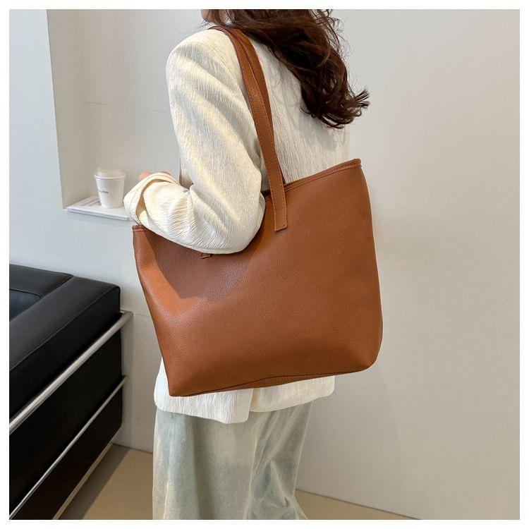 Plain Faux Leather Tote Bag Product Image