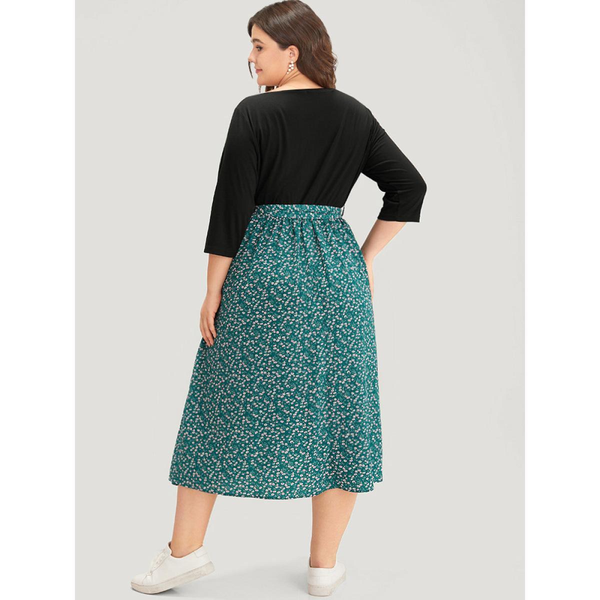 Plus Size Ditsy Floral Patchwork Pocket Belted Crew Neck Dress Black Women Casual Belted Round Neck Elbow-length sleeve Curvy Midi Dress BloomChic 14-16/1X Product Image