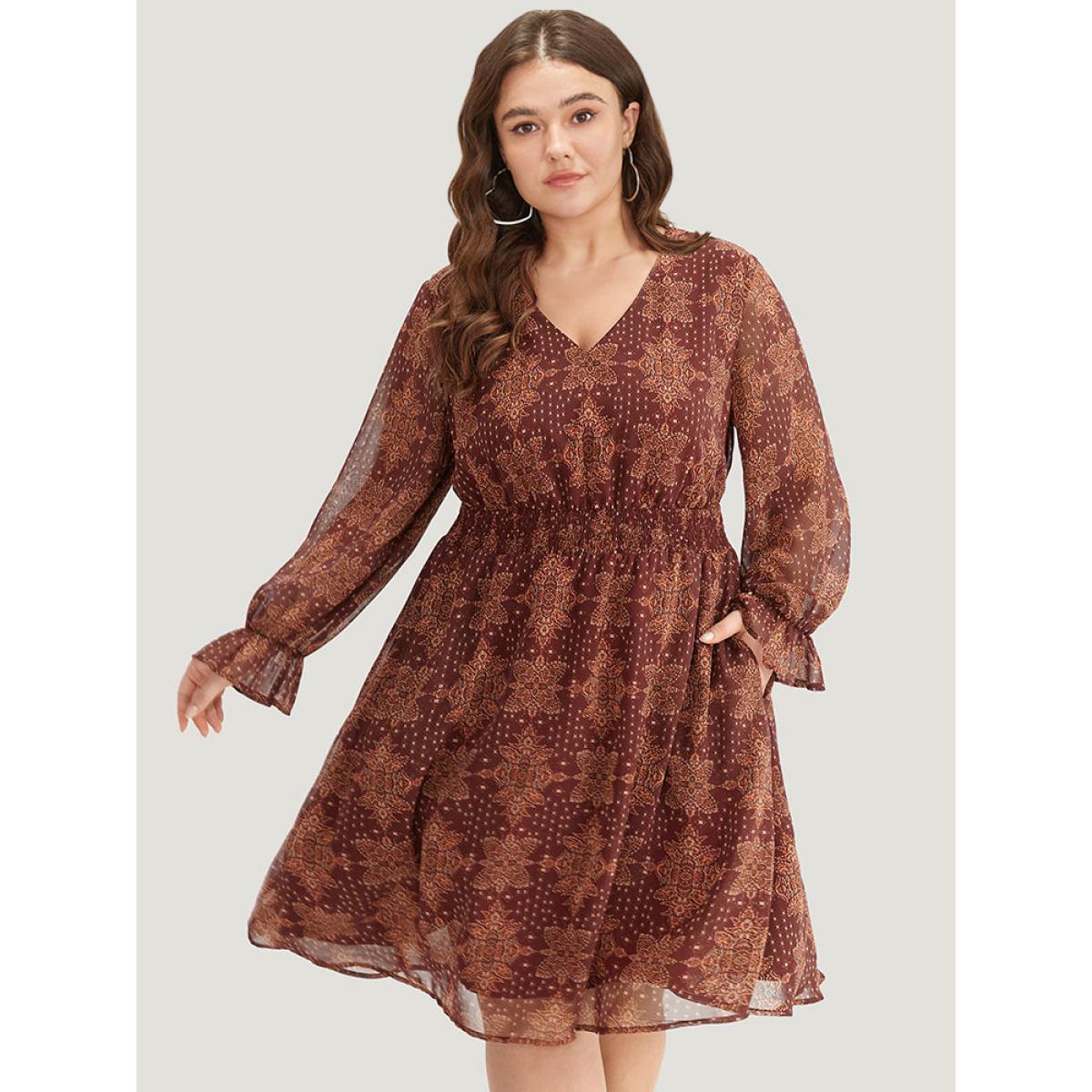 Plus Size Bandana Print Elastic Waist Flutter Trim Dress Scarlet Women Vacation Elastic cuffs V-neck Long Sleeve Curvy Midi Dress BloomChic 10/M Product Image