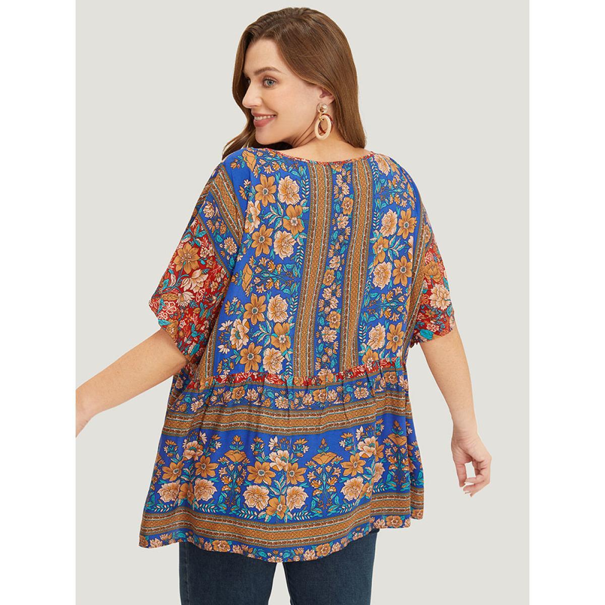 Plus Size Scarlet Bandana Print Tie Neck Tassels Batwing Sleeve Blouse Women Vacation Short sleeve Tie Neck Dailywear Blouses BloomChic 10/M Product Image