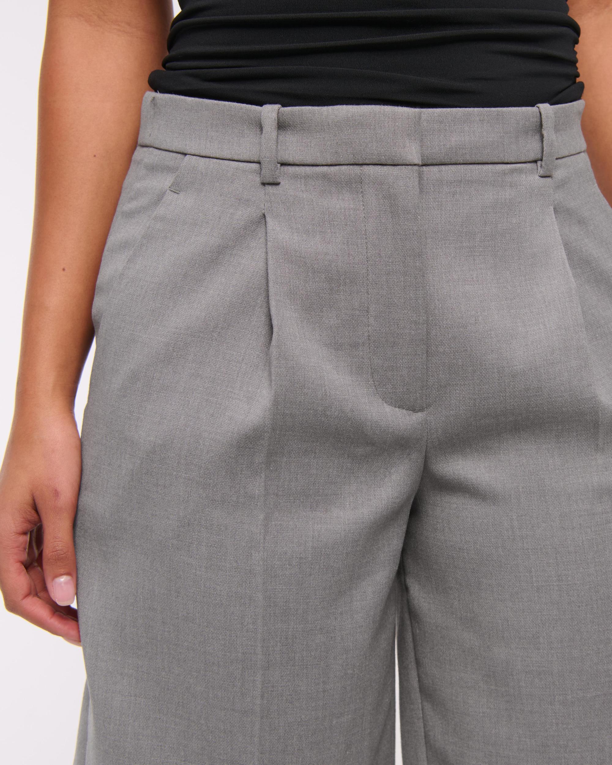 Mid Rise Bermuda Short Product Image