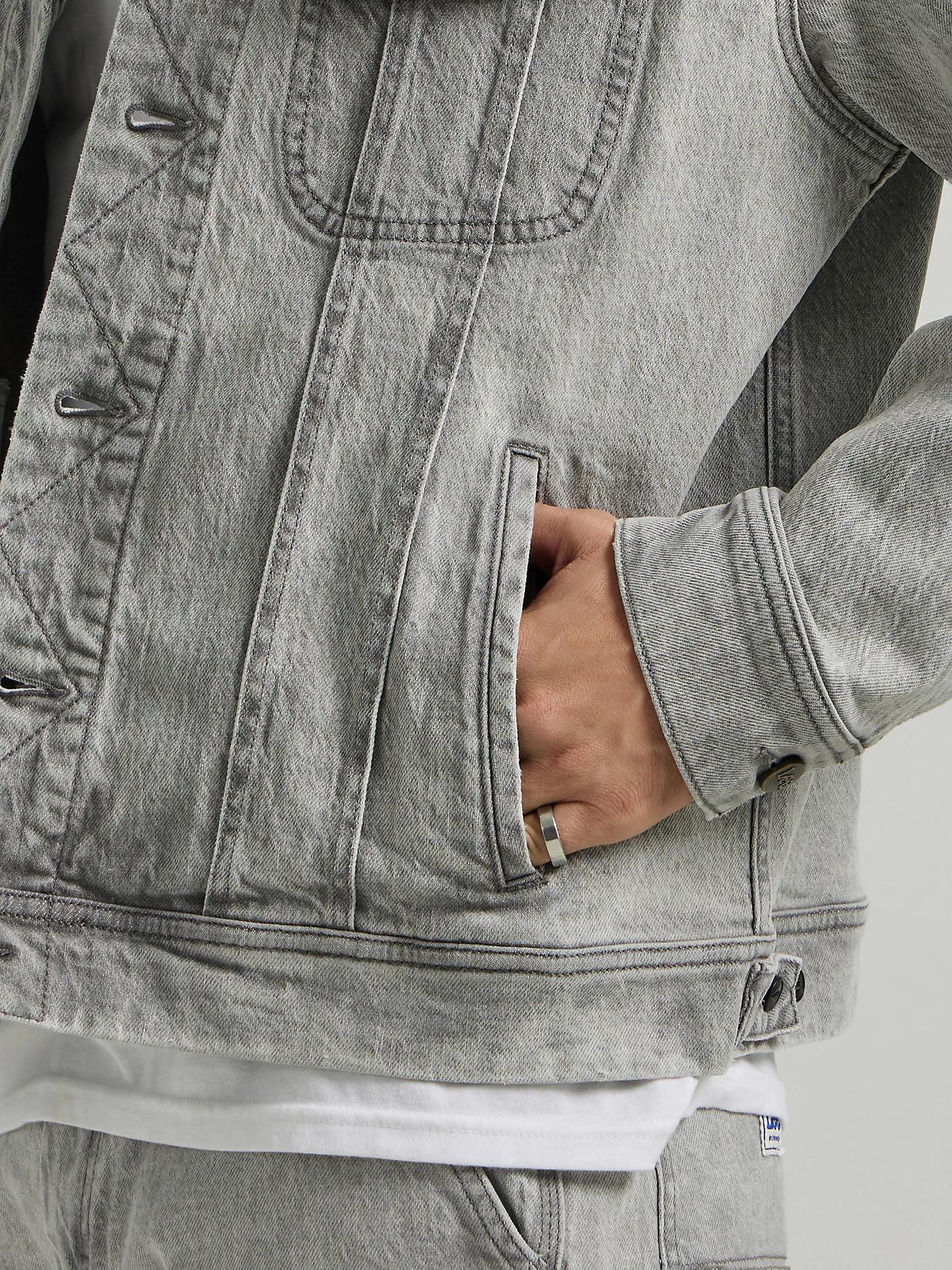 Men's Regular Fit Denim Rider™ Jacket | Men's Jackets & Outerwear | Lee® Product Image